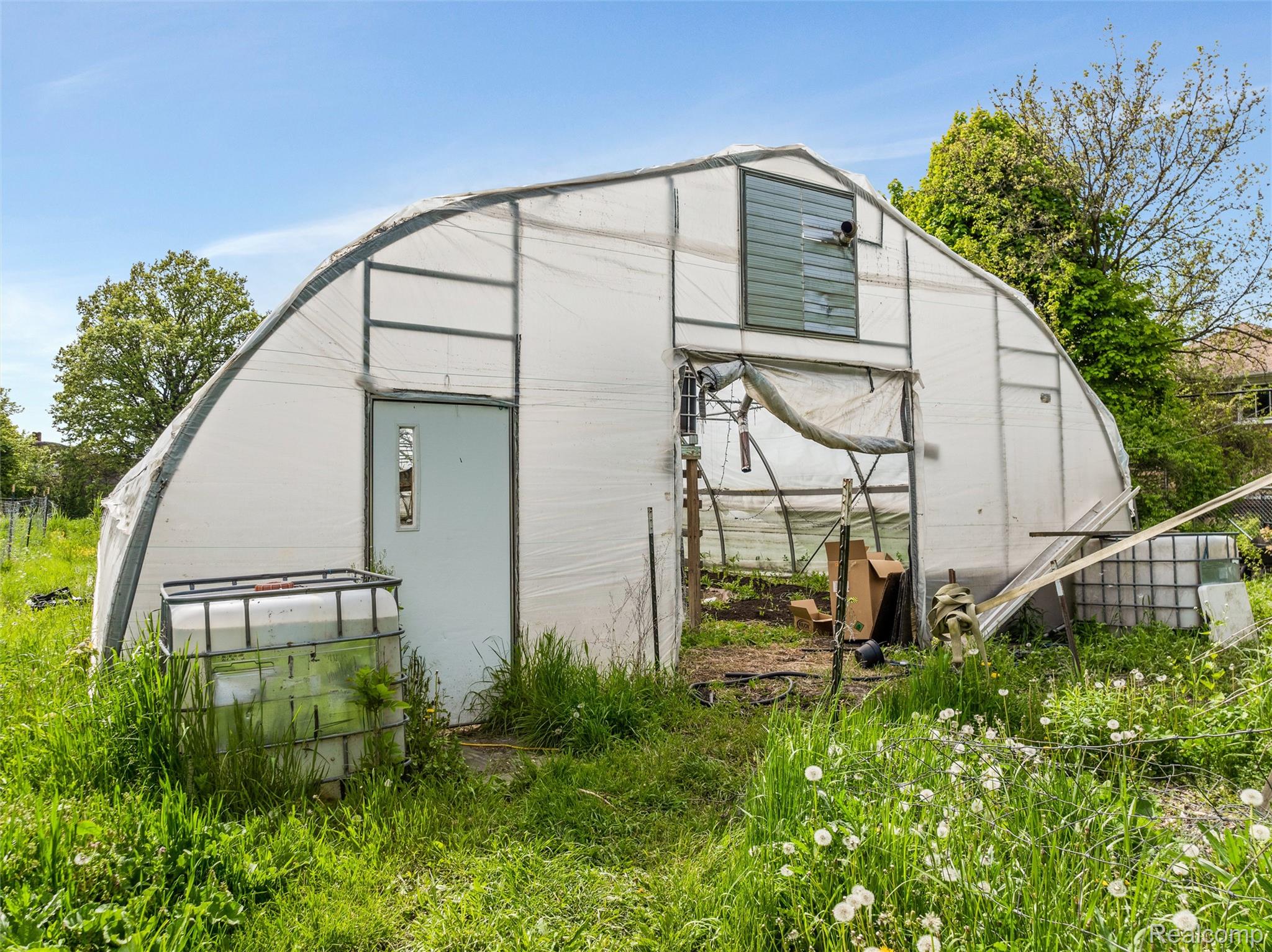 1636 Lawrence Street Property Photo 11