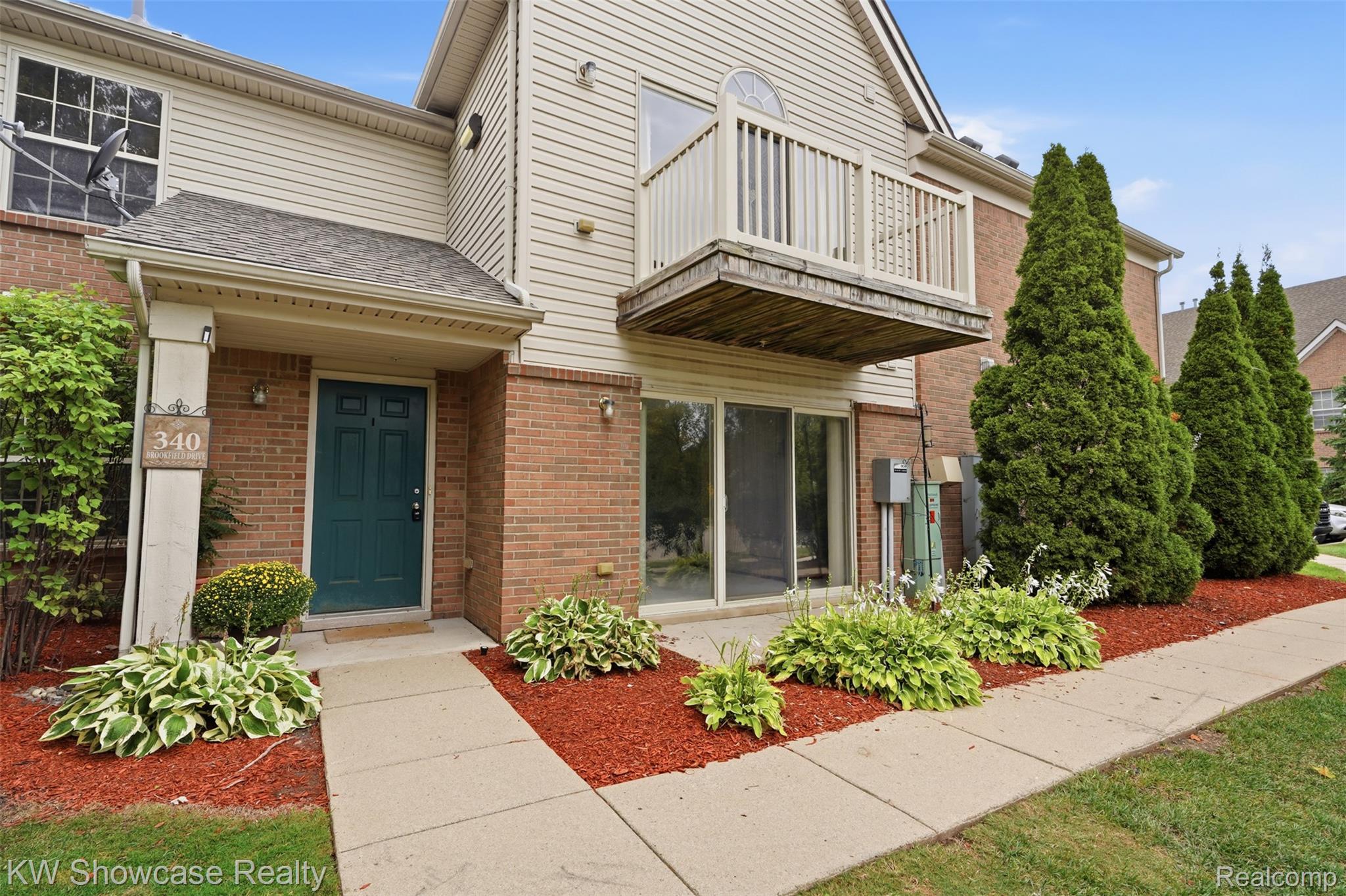 340 Brookfield Drive Property Photo 1