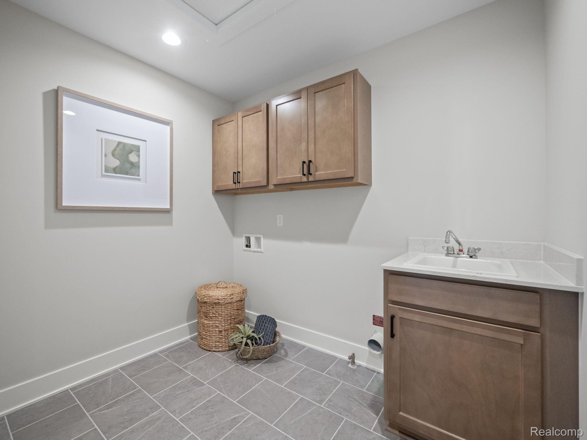 6187 Marsh Road Property Photo 2