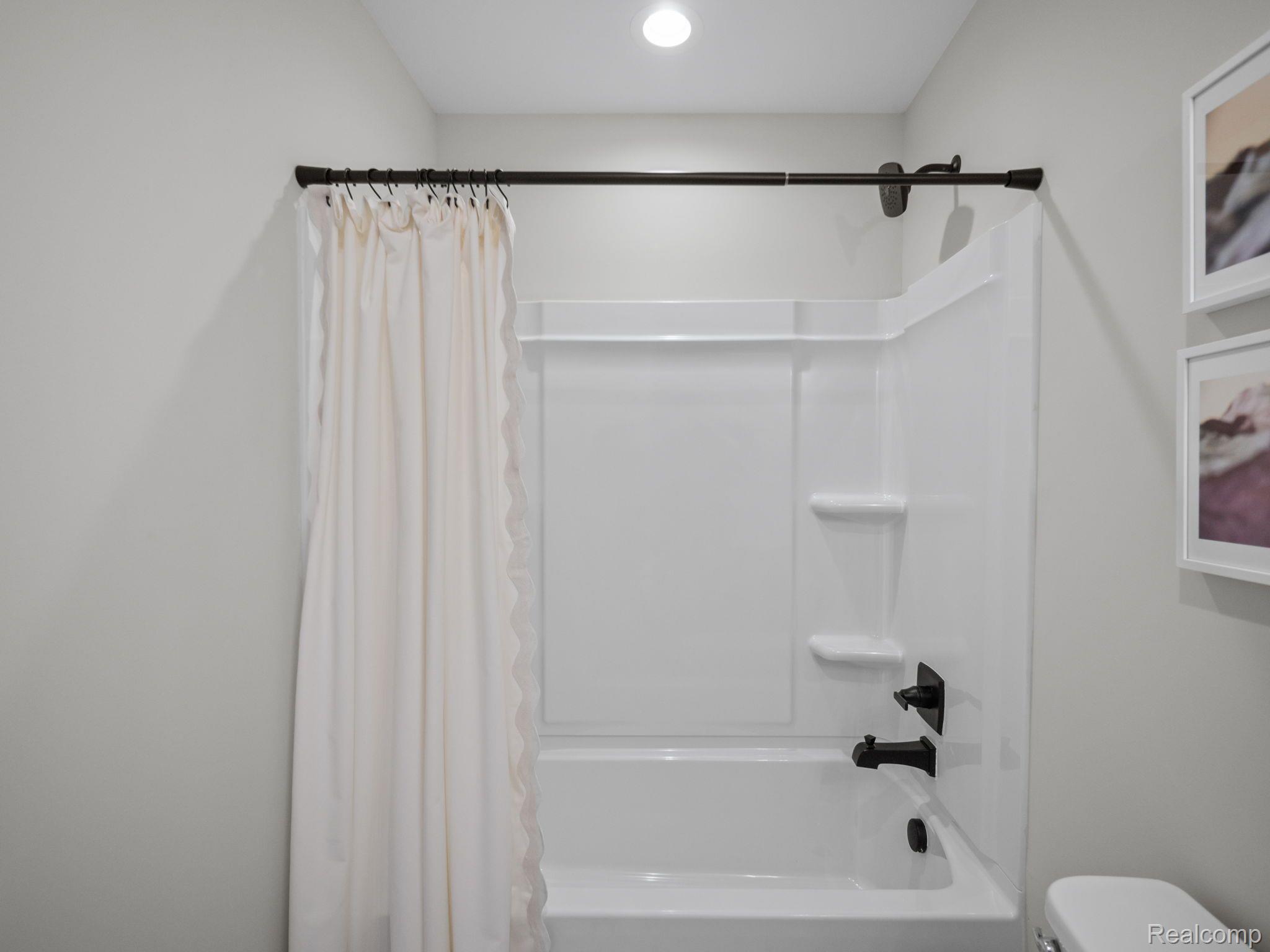 6187 Marsh Road Property Photo 17