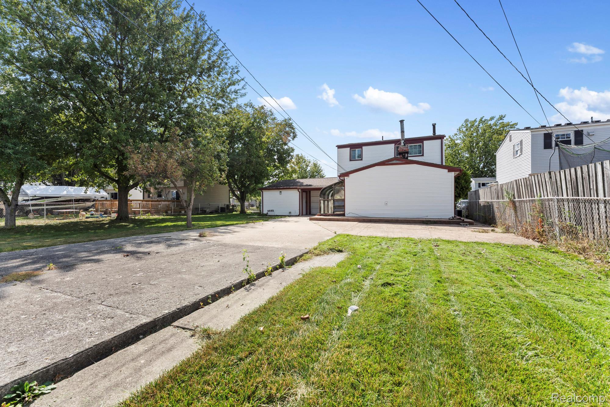 25839 Fairgrove Street Property Photo 27