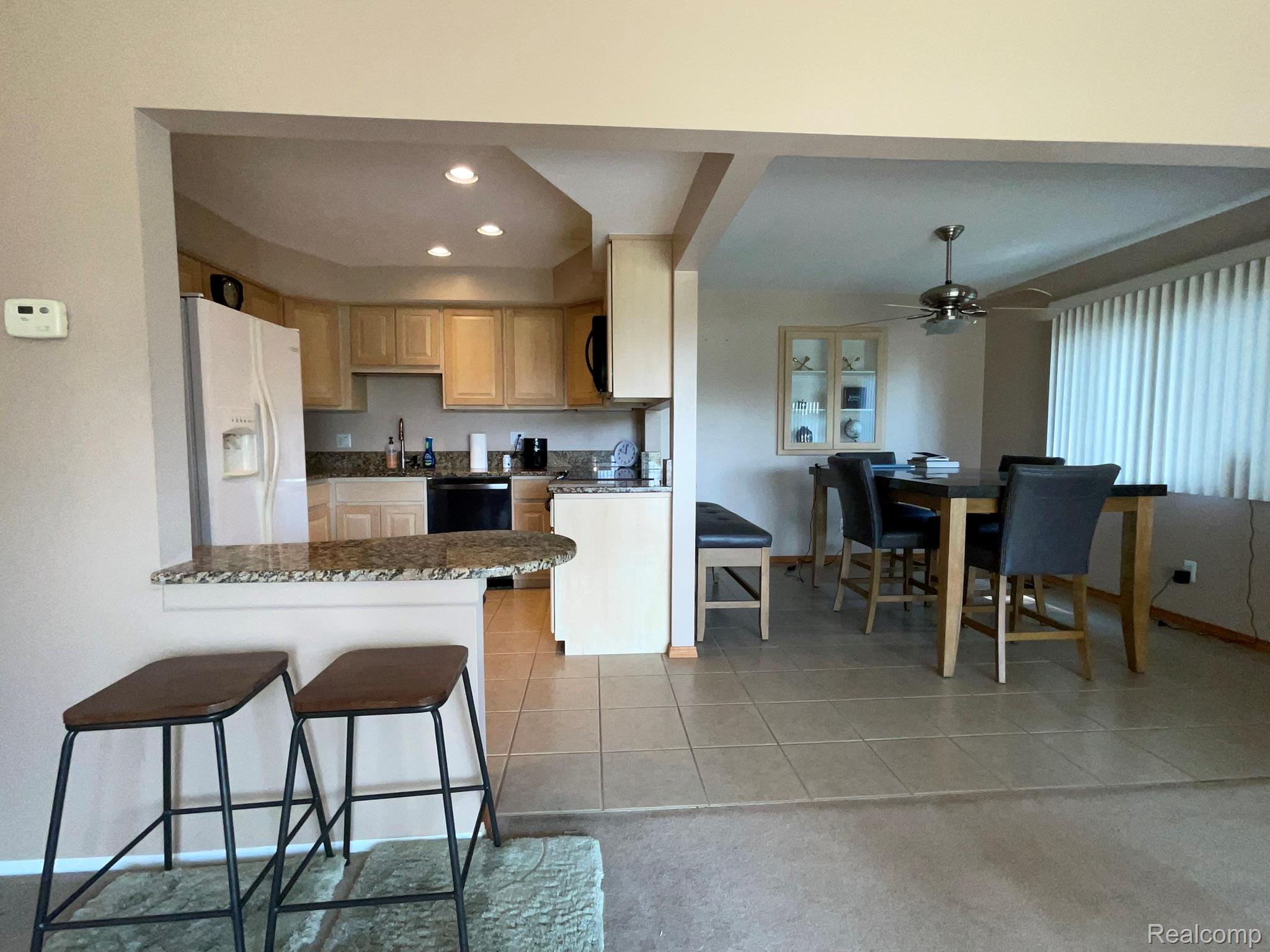 32450 Barclay Square Property Photo 12