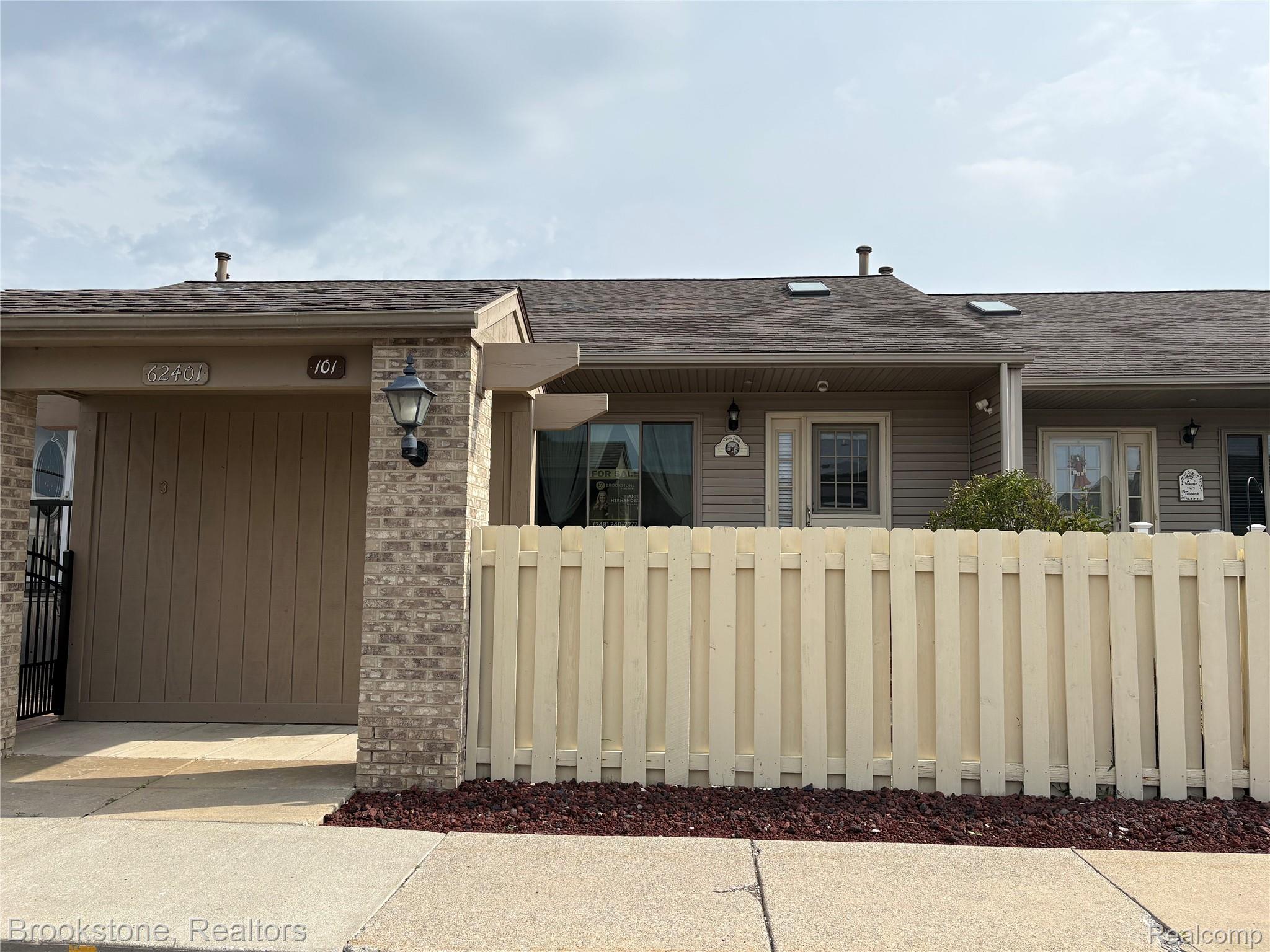 62401 Raleigh Court 4 Property Photo 1