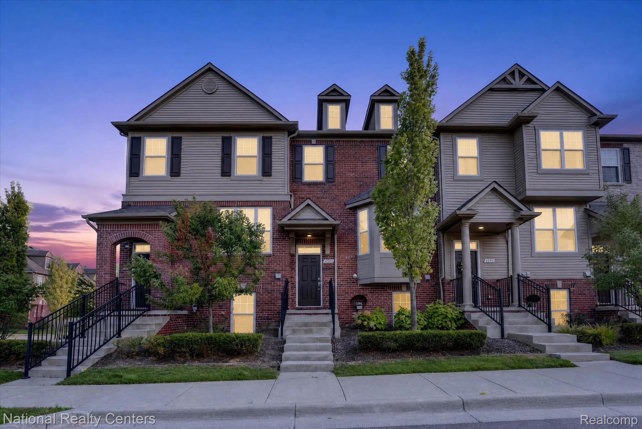 330 Glenhurst Boulevard Property Photo 1