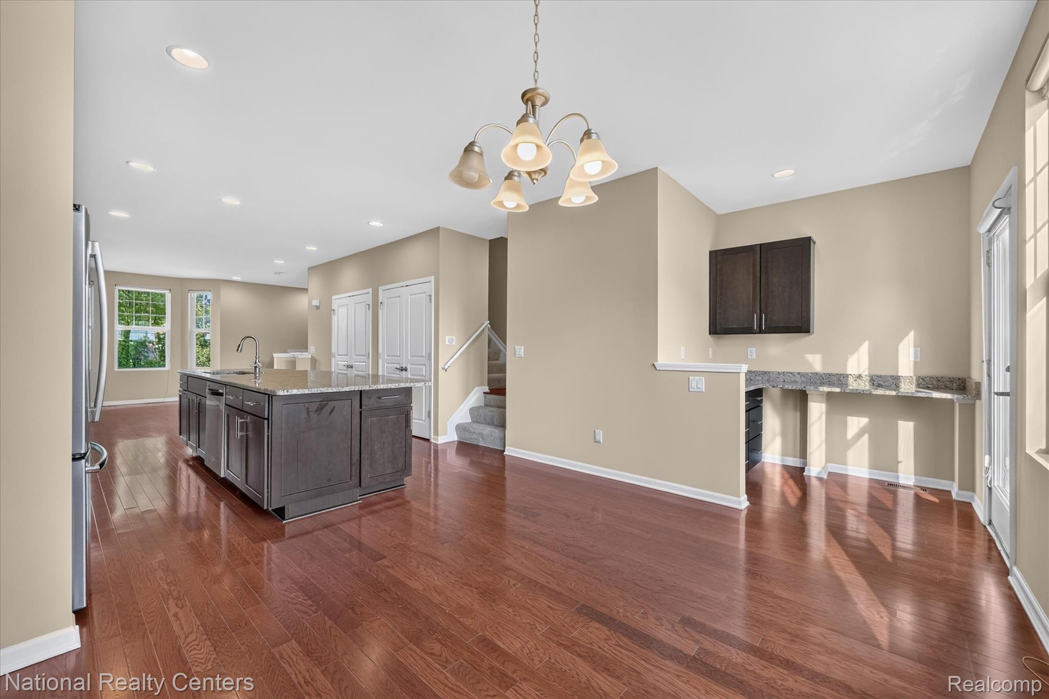 330 Glenhurst Boulevard Property Photo 21