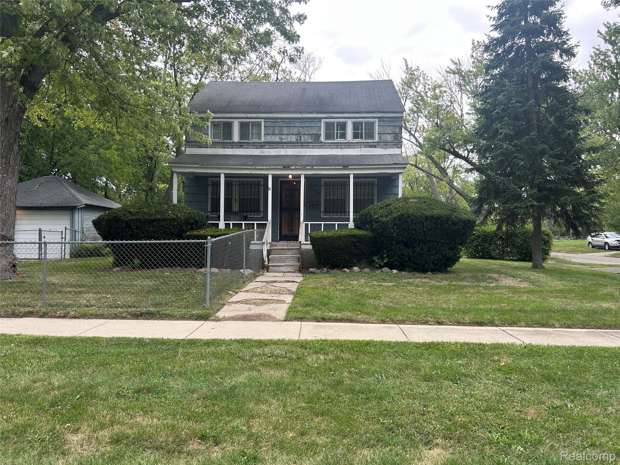 2602 N Chevrolet Avenue Property Photo 1