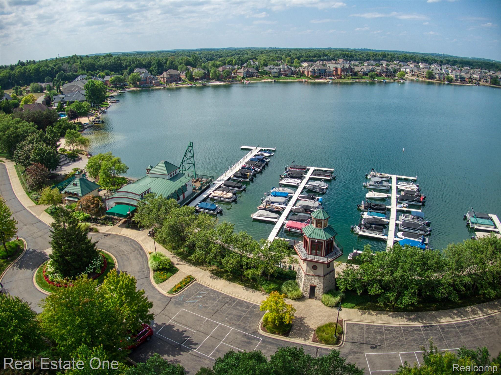 12 Boat Slip Property Photo 2