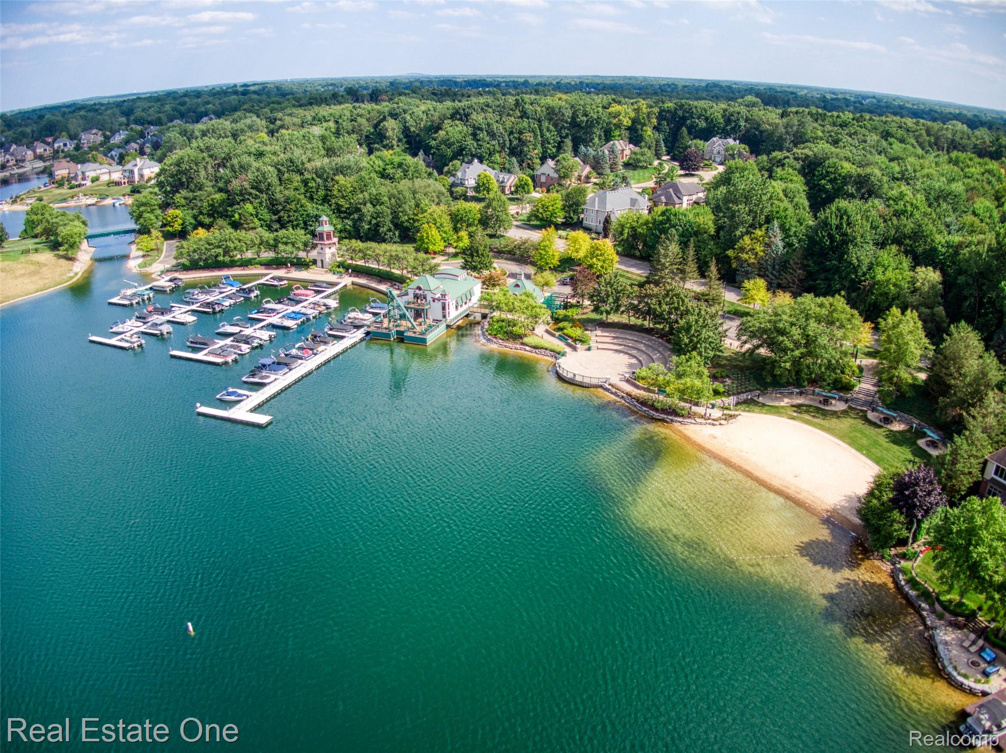 12 Boat Slip Property Photo 15