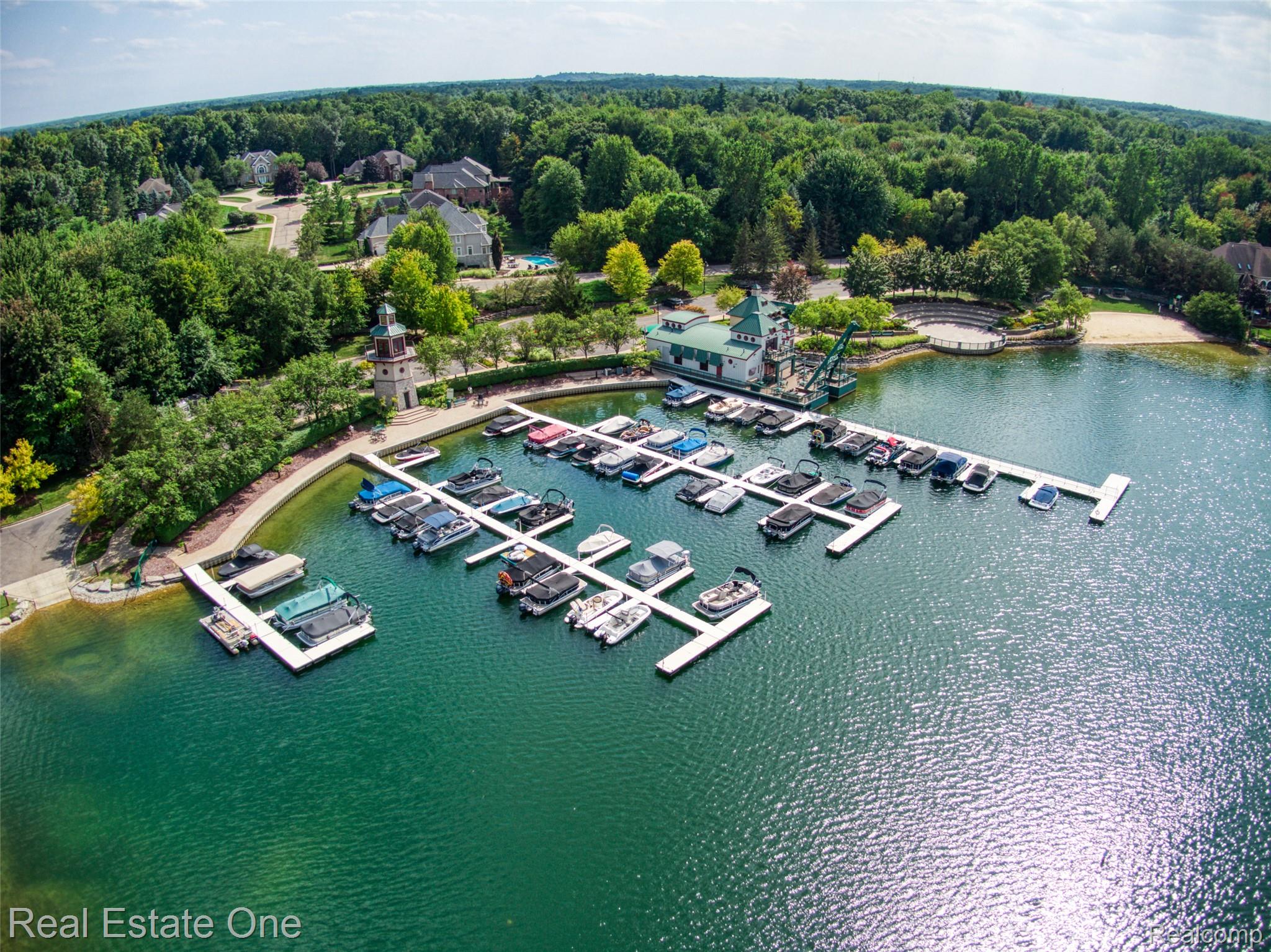 12 Boat Slip Property Photo 16