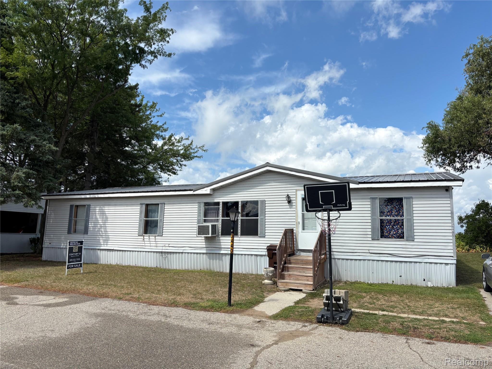 3440 Scotland Circle Property Photo 1