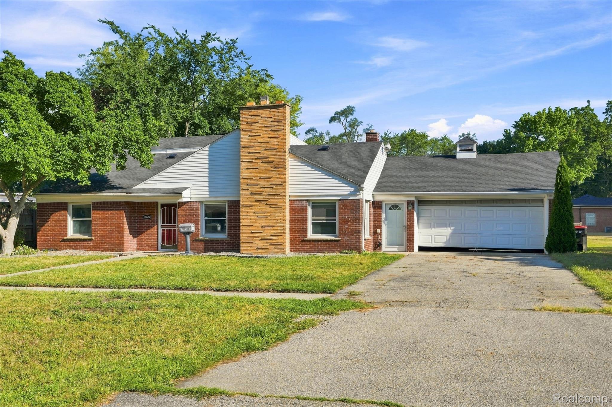 17620 Cornell Road Property Photo 1