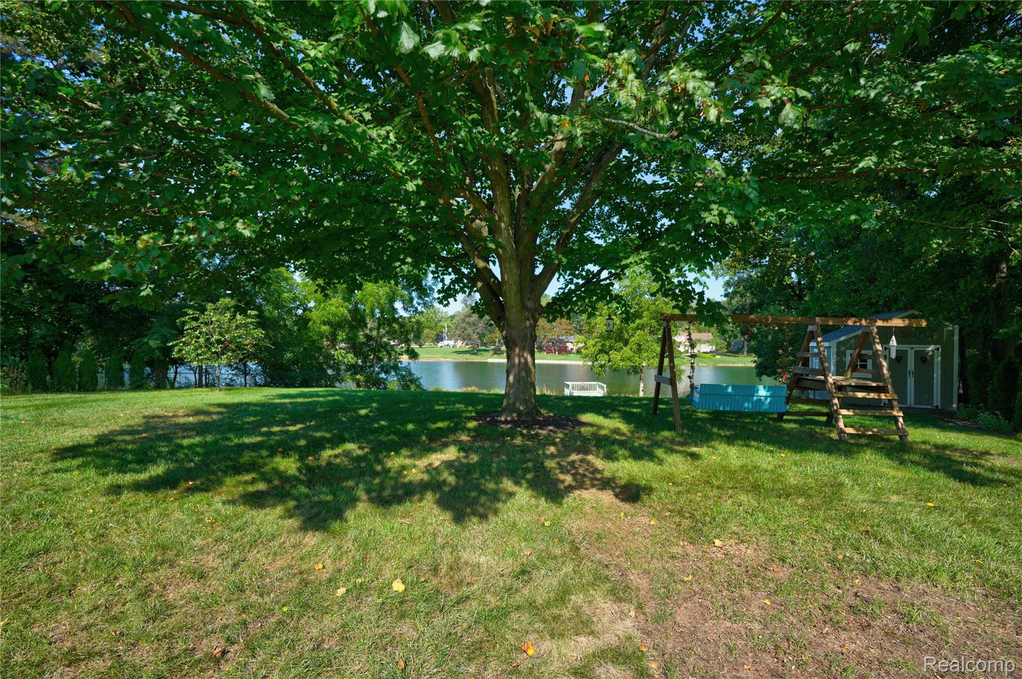 6243 Westview Drive Property Photo 16