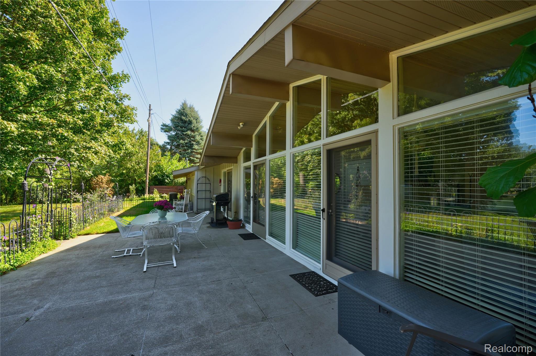 6243 Westview Drive Property Photo 20