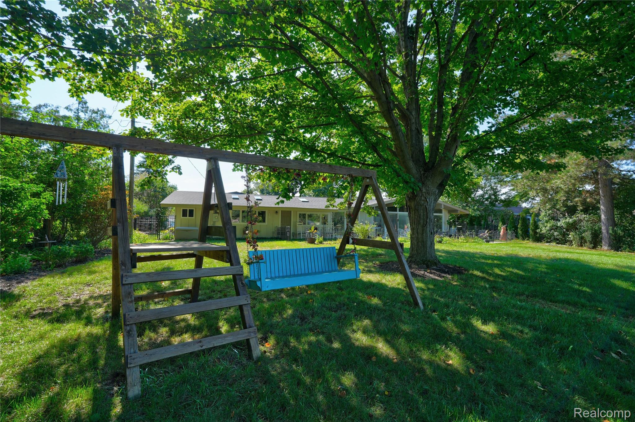 6243 Westview Drive Property Photo 30