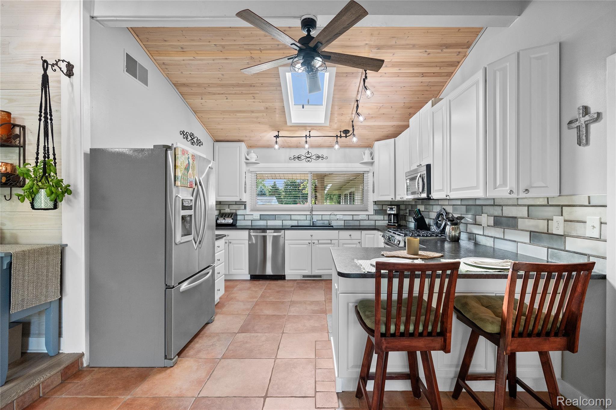 6243 Westview Drive Property Photo 47