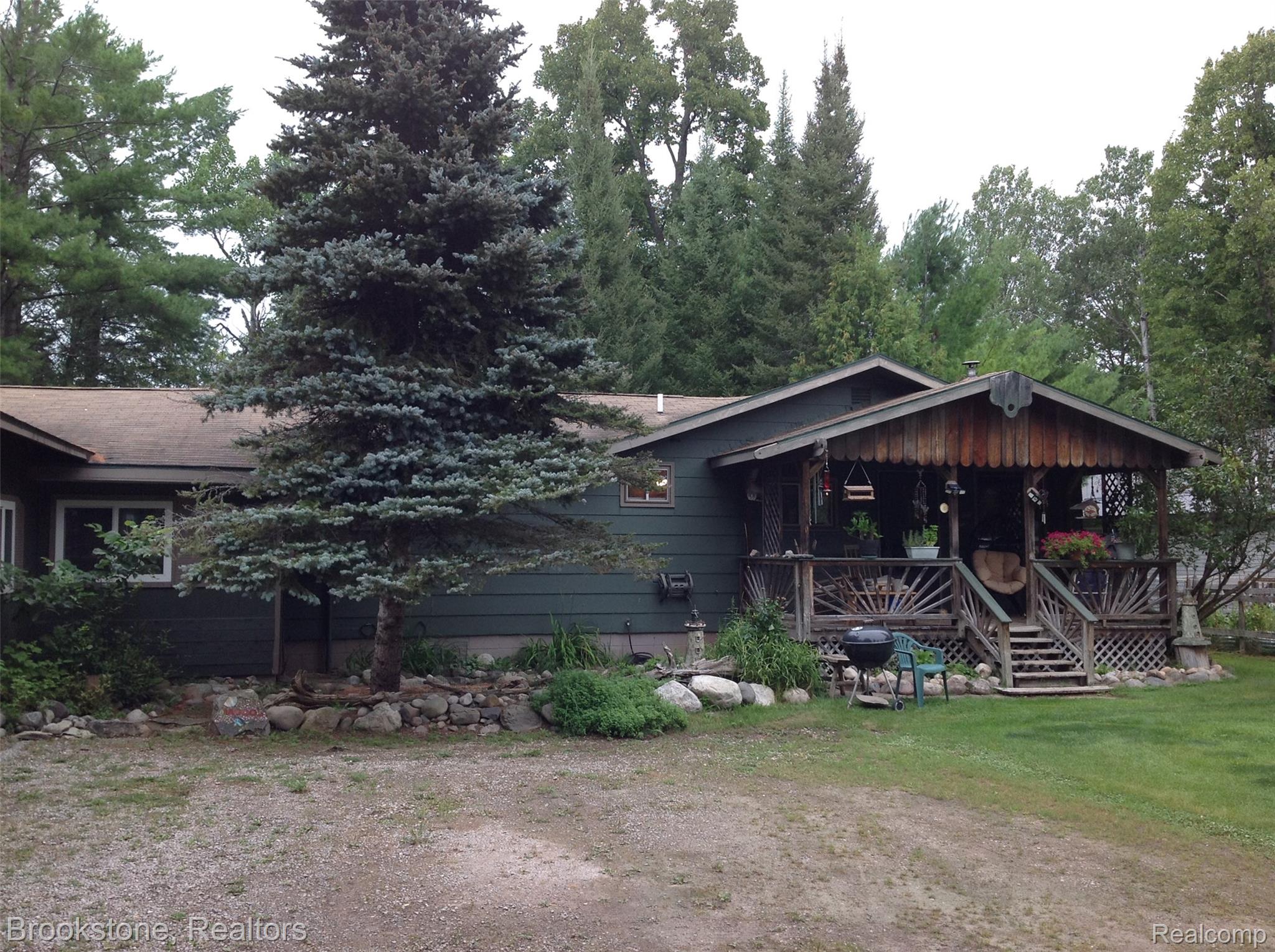 13550 W Shore Drive Property Photo 2