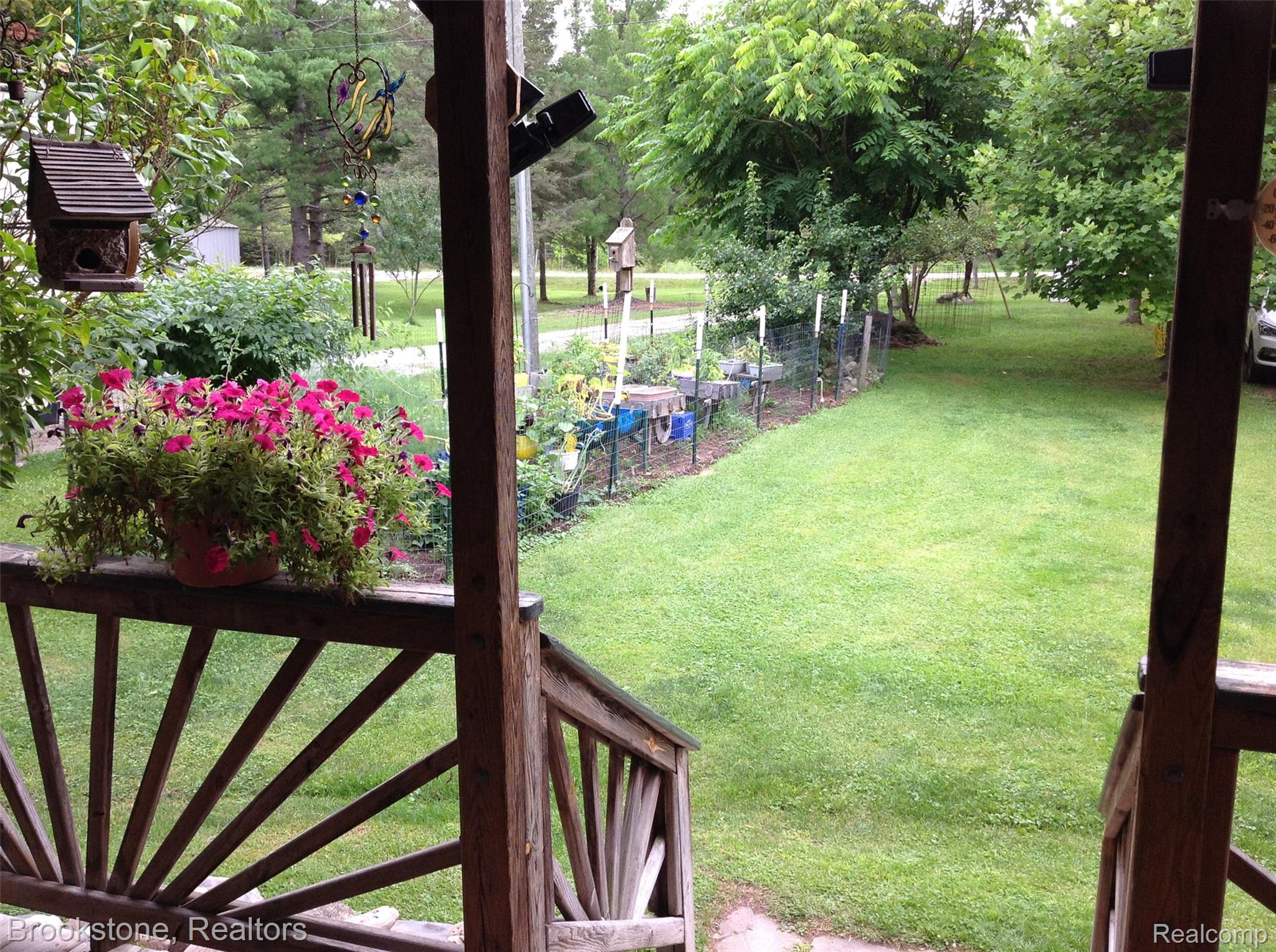 13550 W Shore Drive Property Photo 8