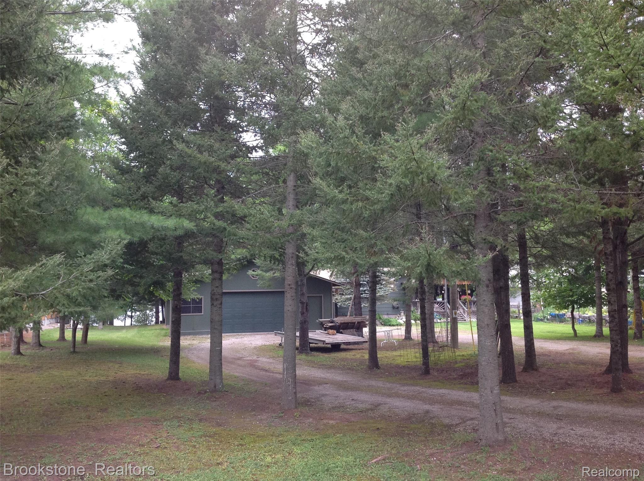 13550 W Shore Drive Property Photo 12