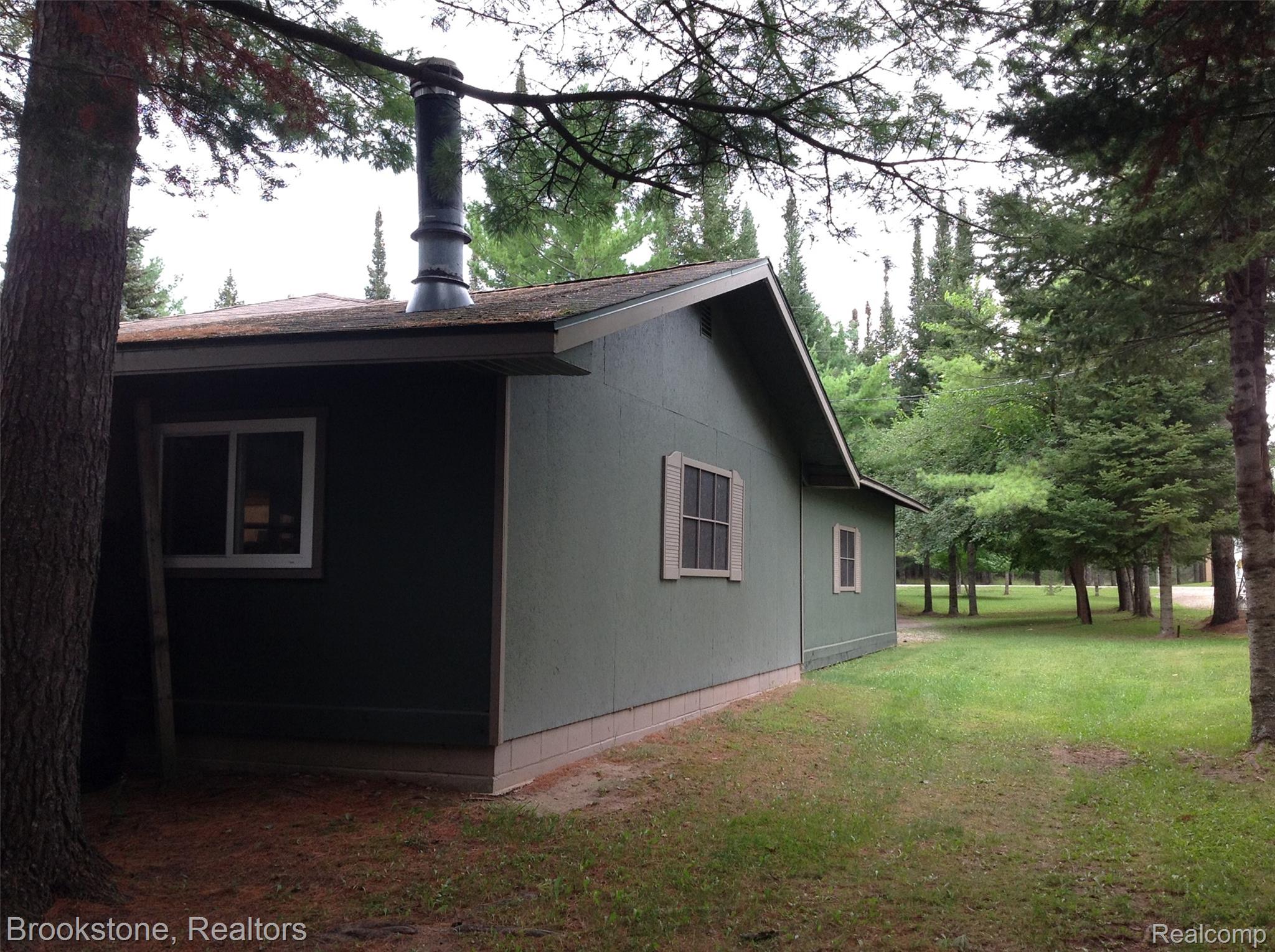 13550 W Shore Drive Property Photo 18