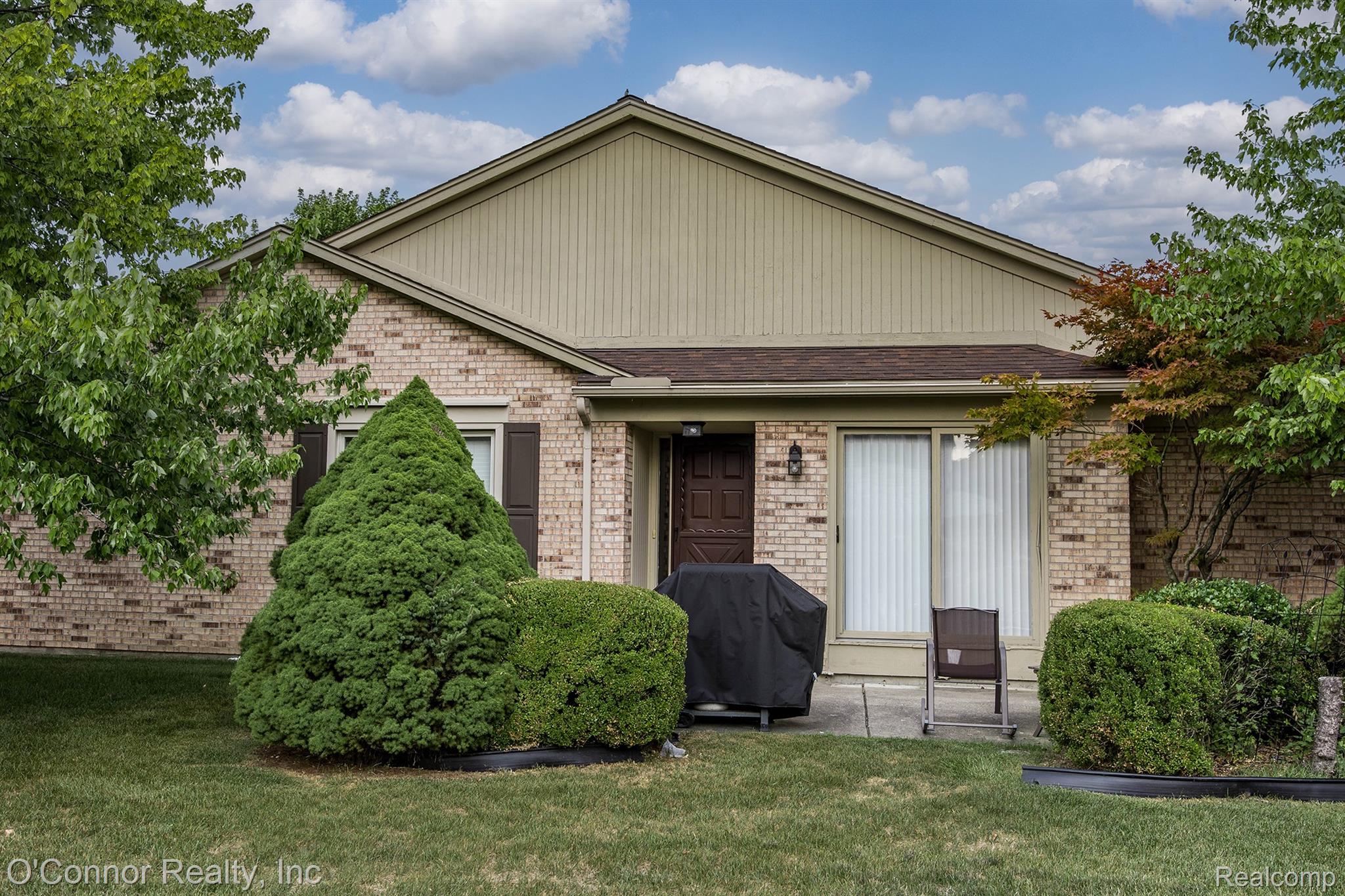 15903 Plymouth Drive Property Photo 1