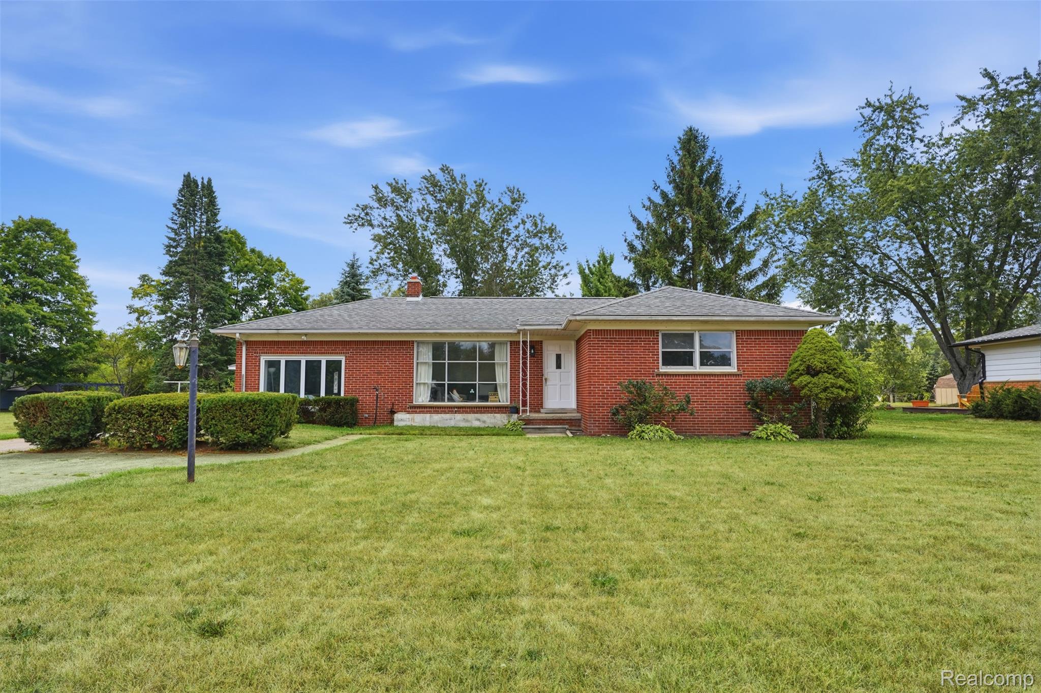61305 Fairland Drive Property Photo 1