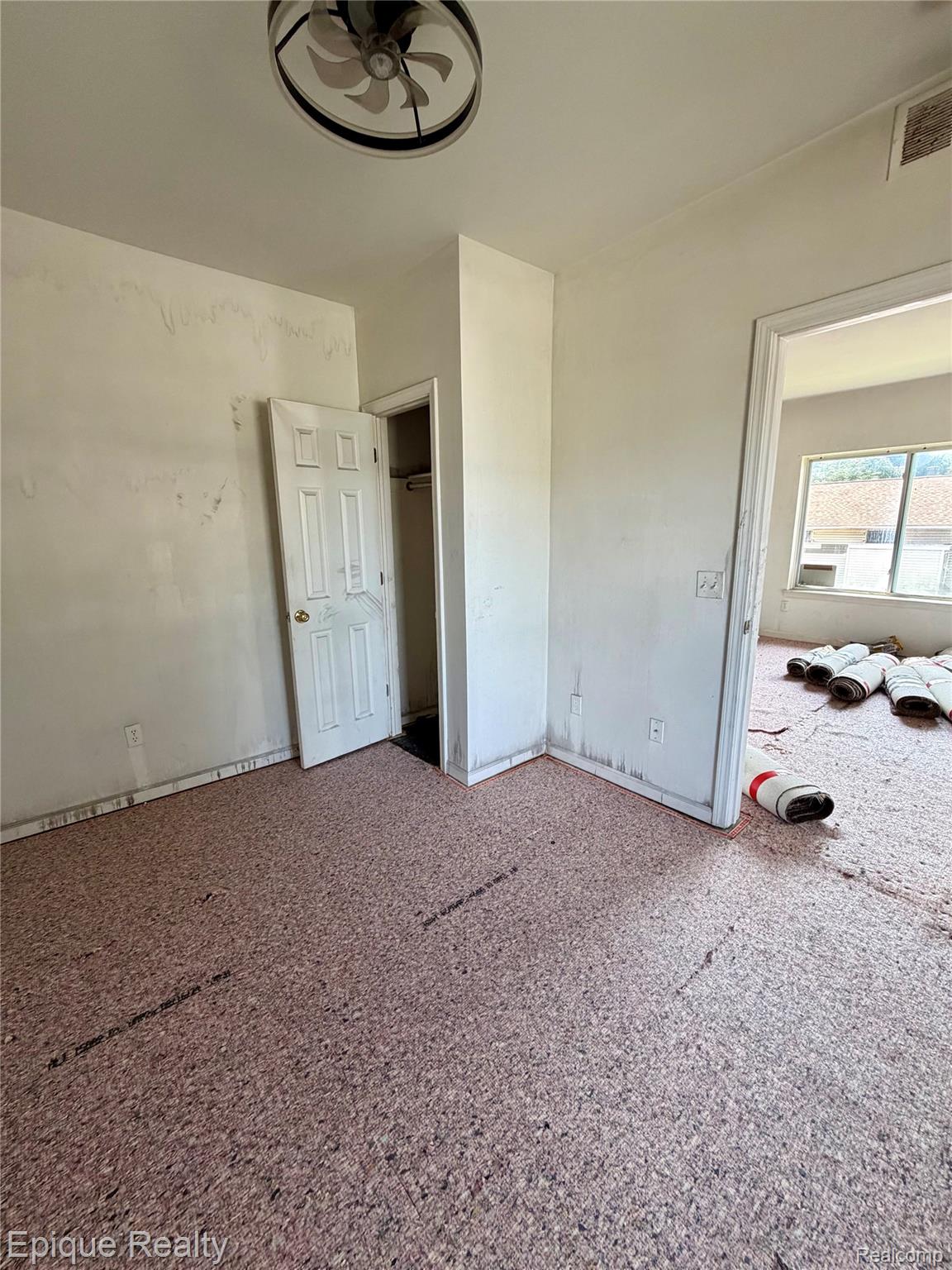 1700 Delaware Avenue Property Photo 7
