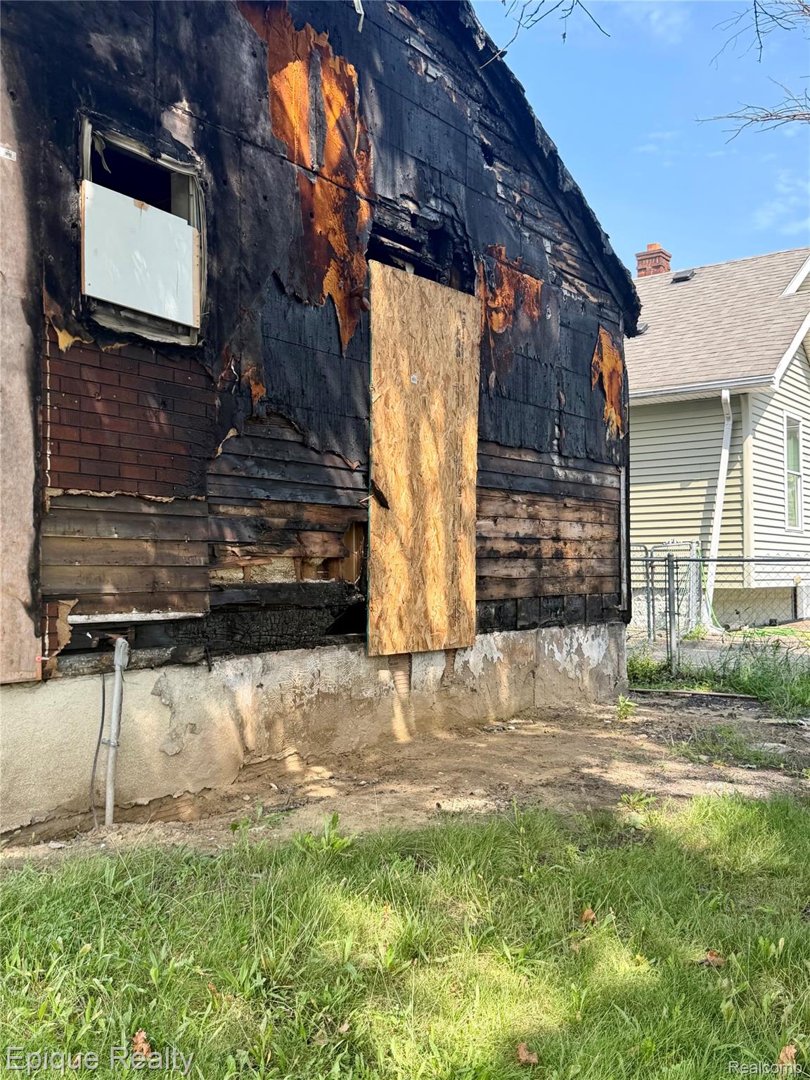 1700 Delaware Avenue Property Photo 13