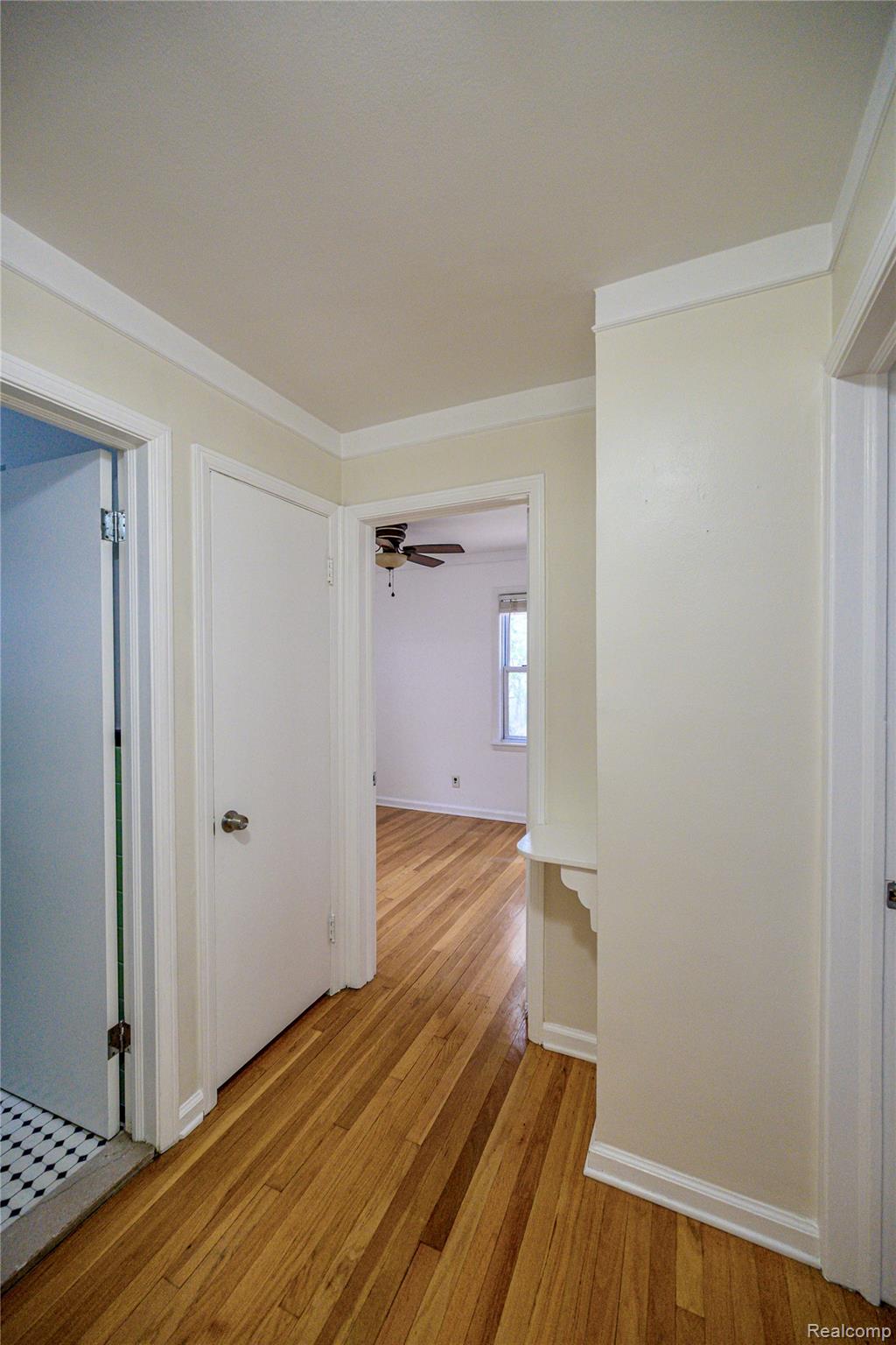 505 S Minerva Avenue Property Photo 12