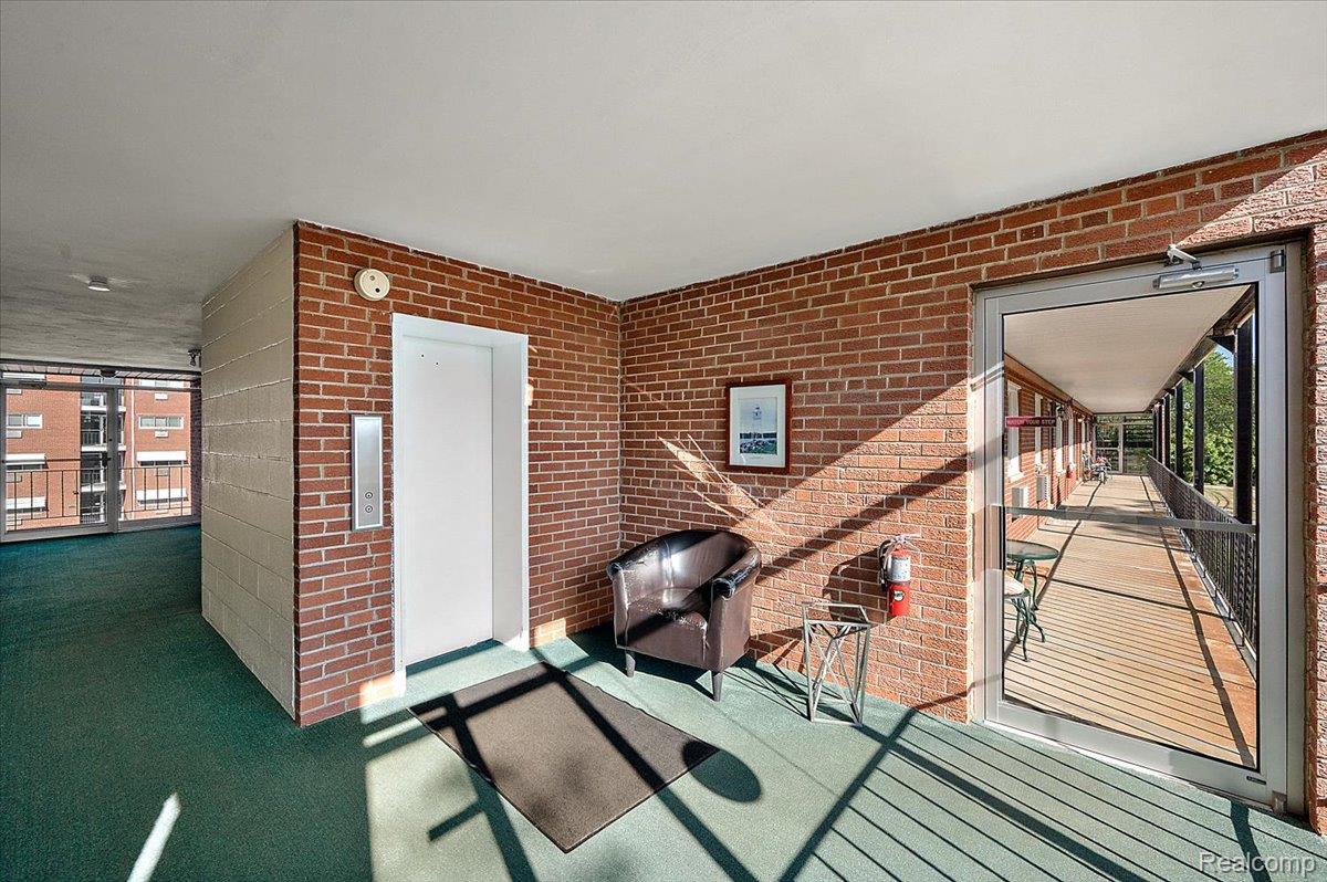 2820 Woodslee Drive 308 Property Photo 26