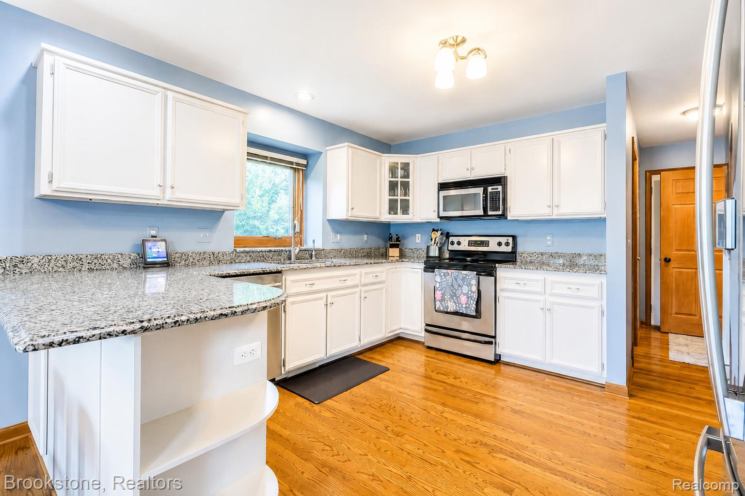 12657 Boardwalk Drive Property Photo 7