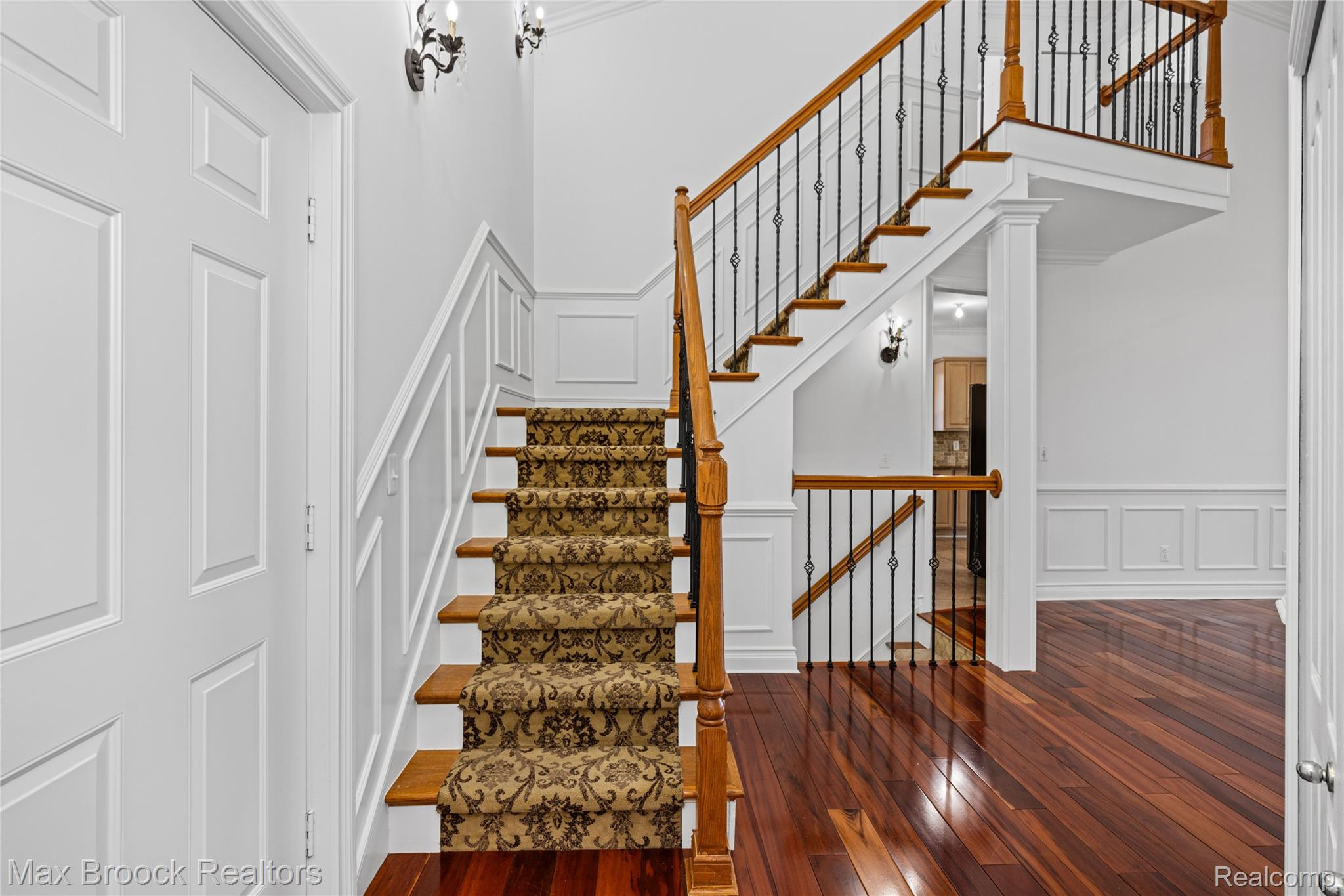 1723 Pine Forest Drive Property Photo 7
