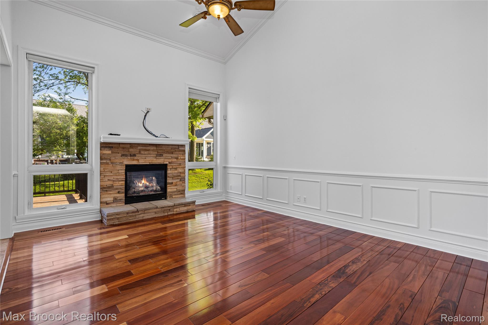 1723 Pine Forest Drive Property Photo 10