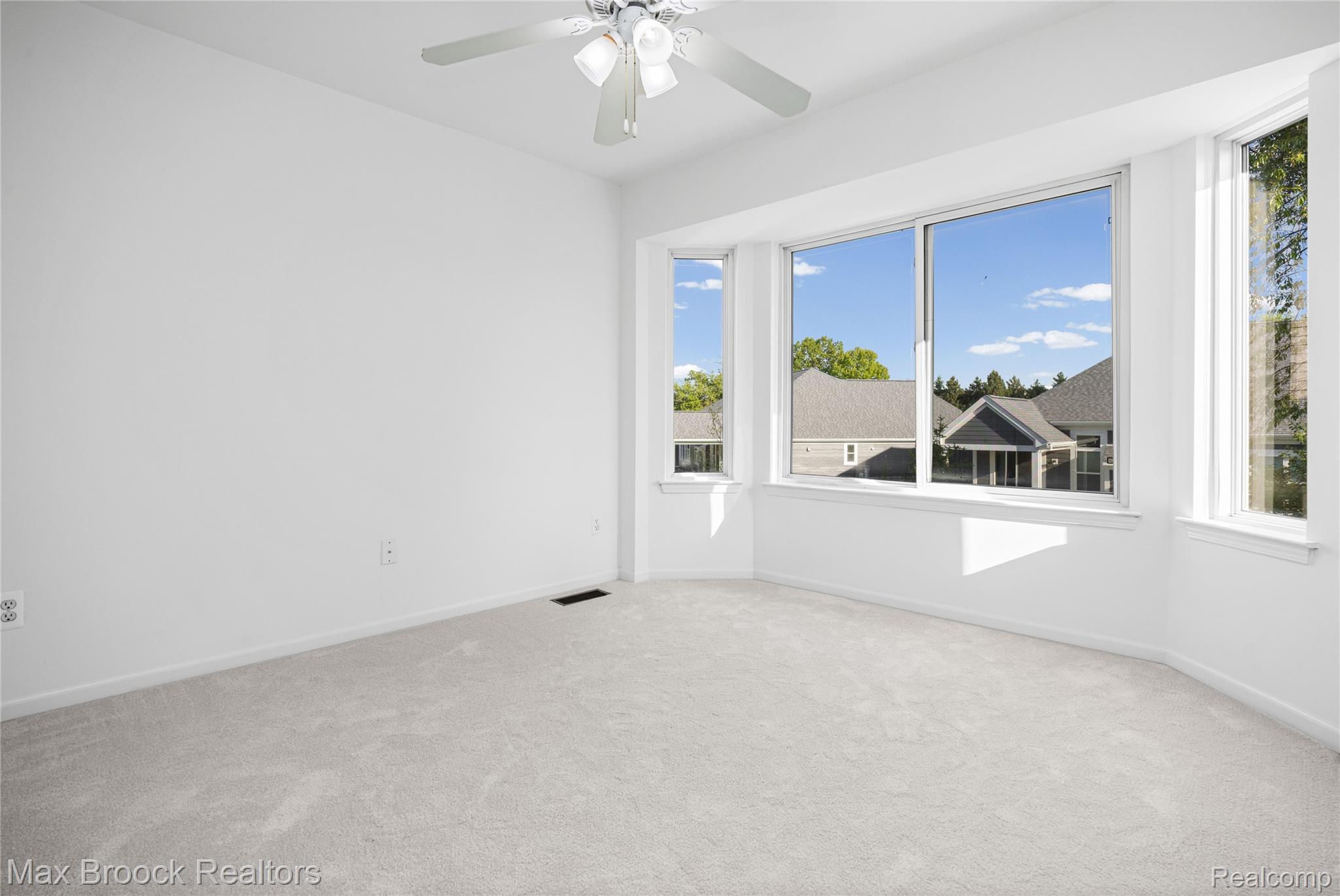 1723 Pine Forest Drive Property Photo 37