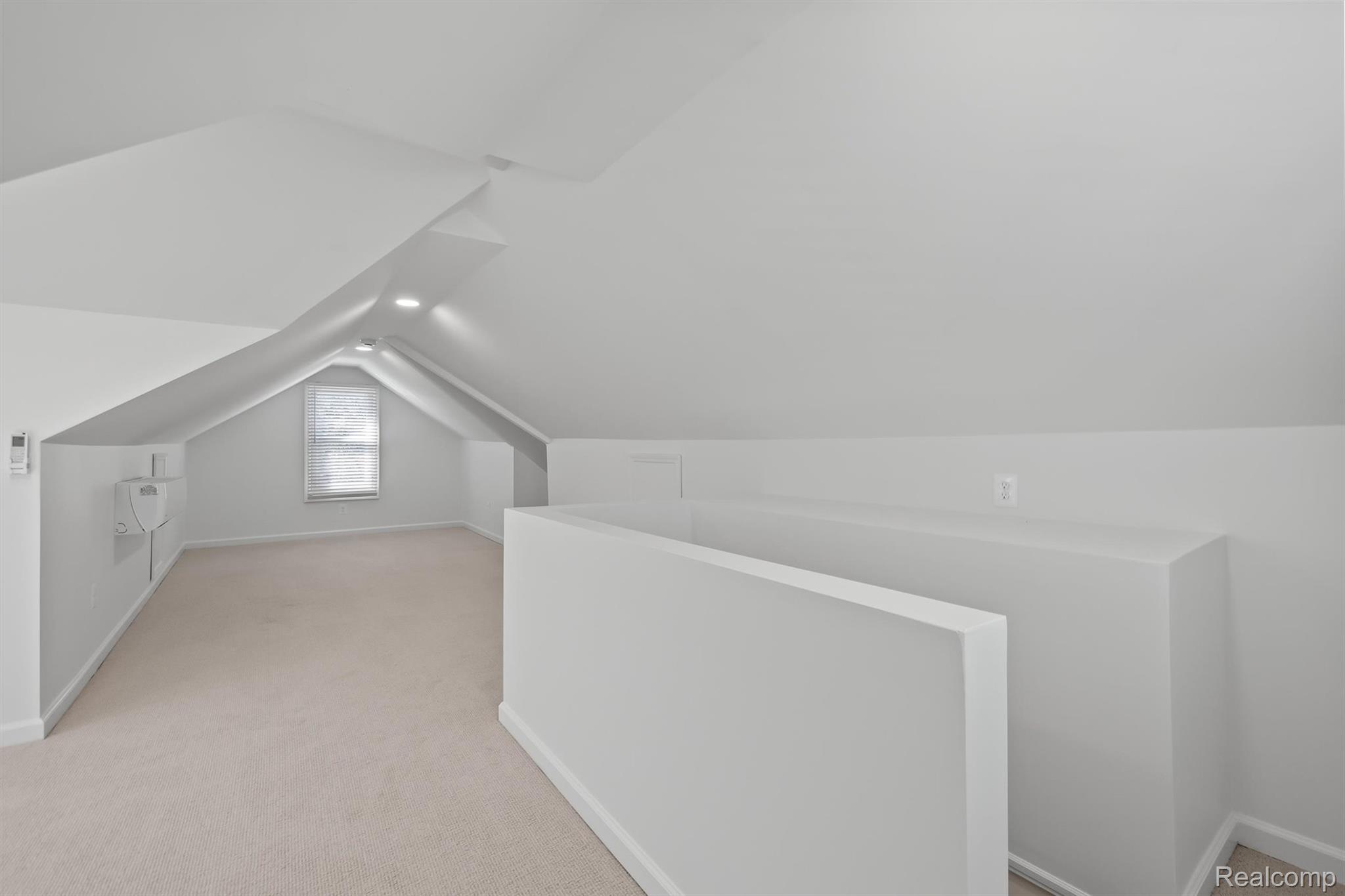 27500 Jefferson Avenue Property Photo 16