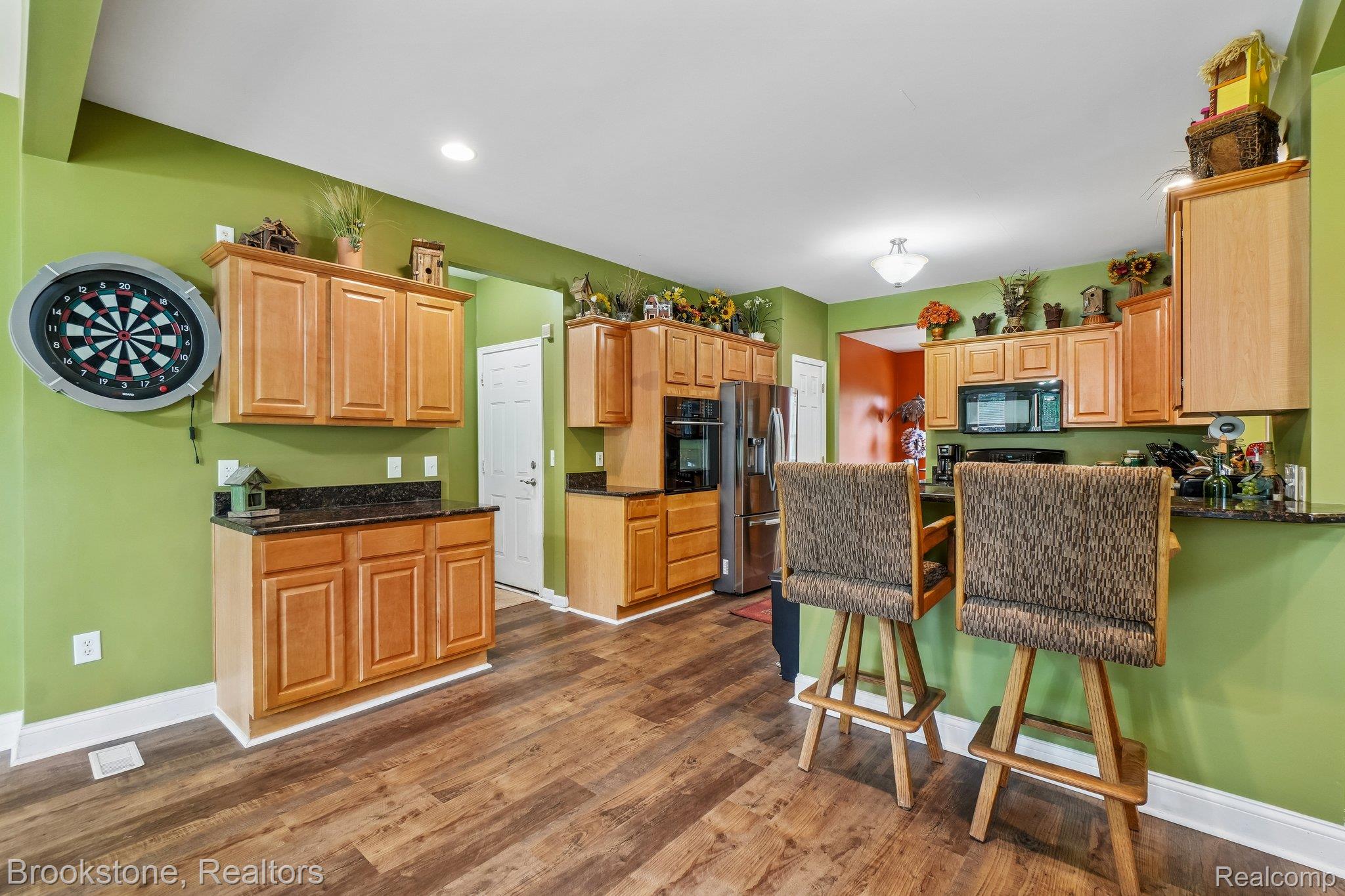 2633 Groveland Road Property Photo 12