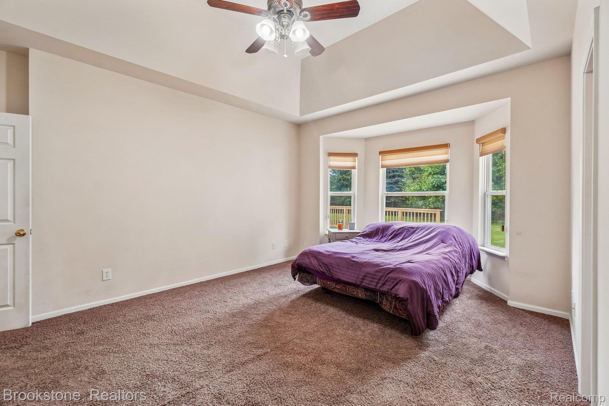 2633 Groveland Road Property Photo 18