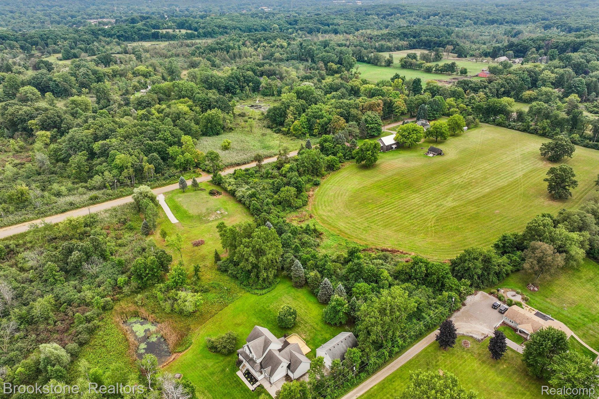 2633 Groveland Road Property Photo 51