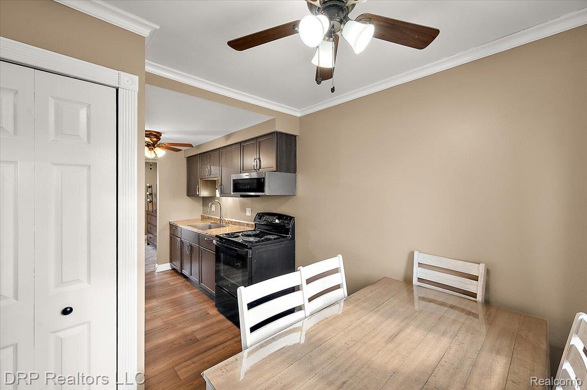 16994 Kingsbrooke Drive Property Photo 10