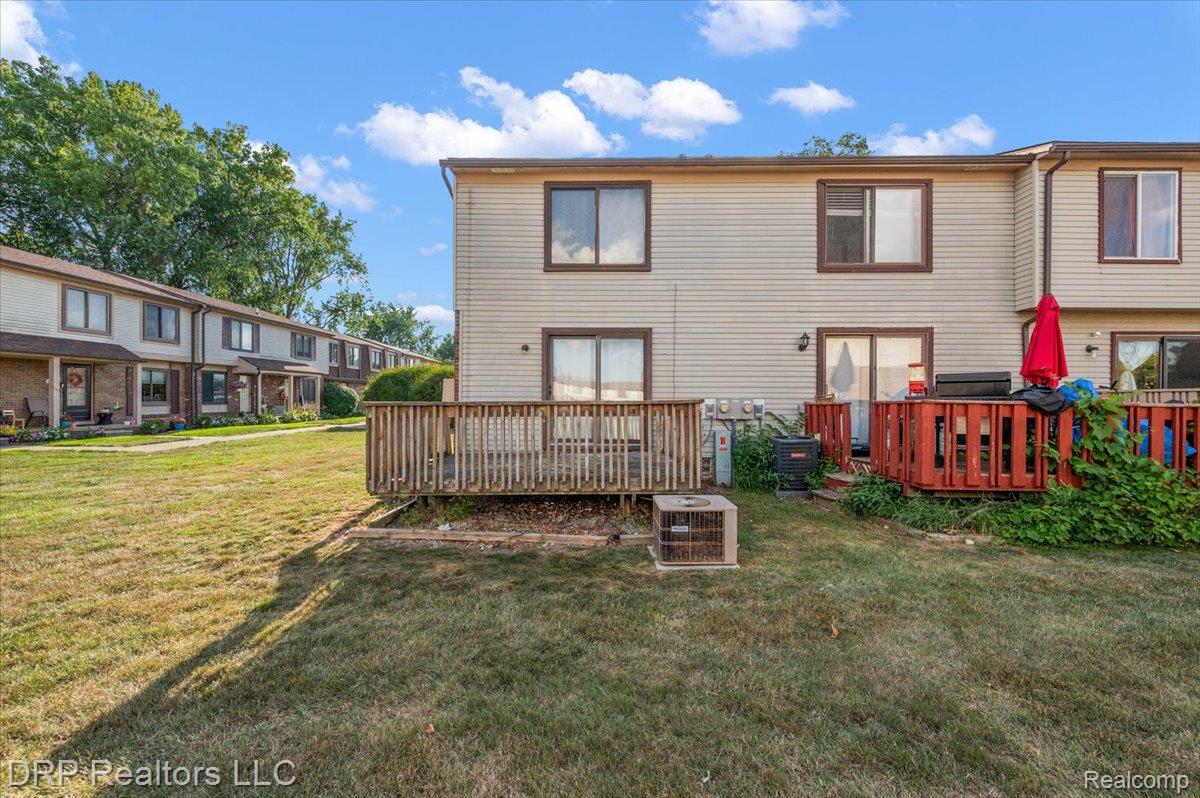 16994 Kingsbrooke Drive Property Photo 34