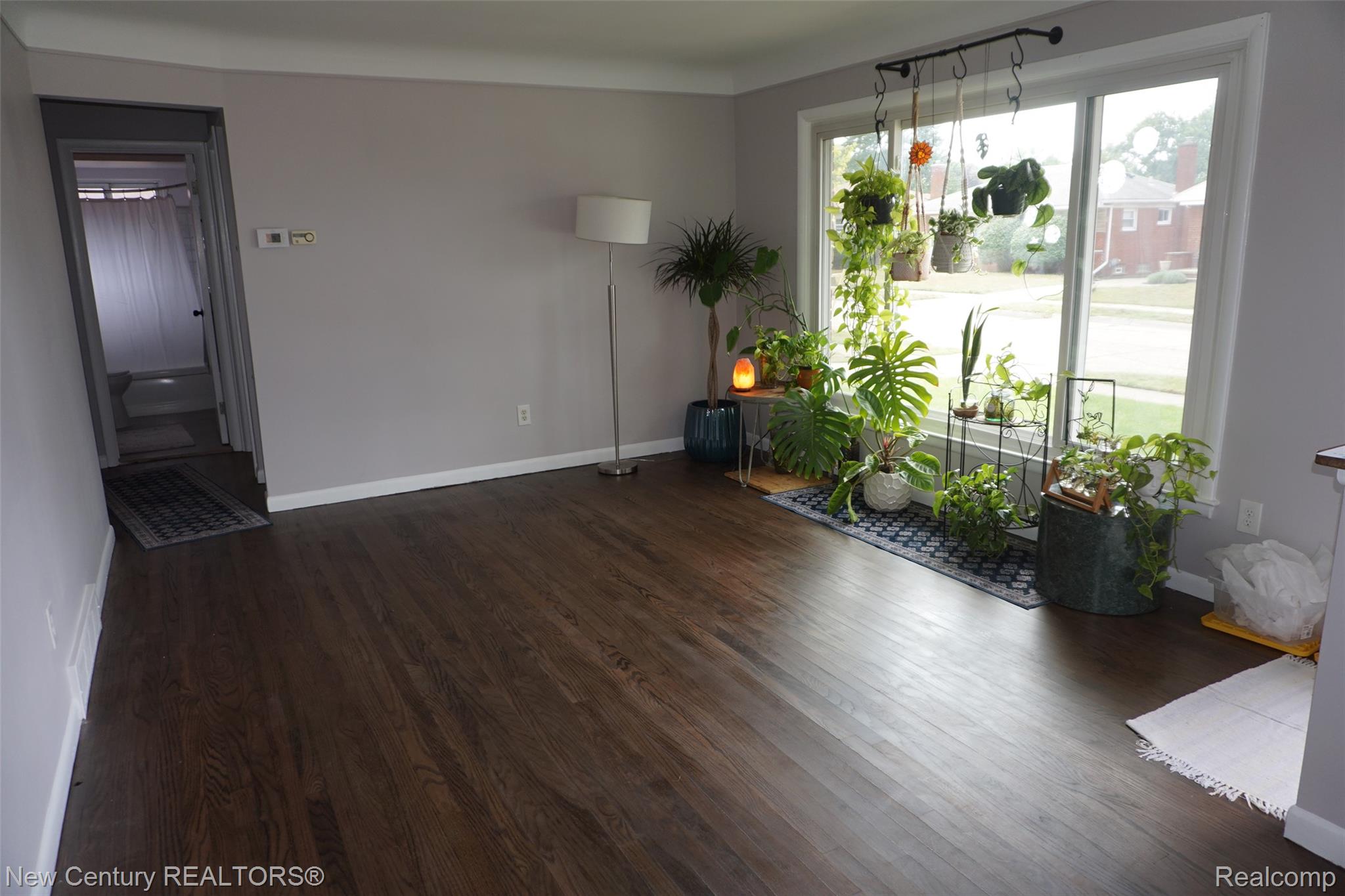 28102 Brush Street Property Photo 9