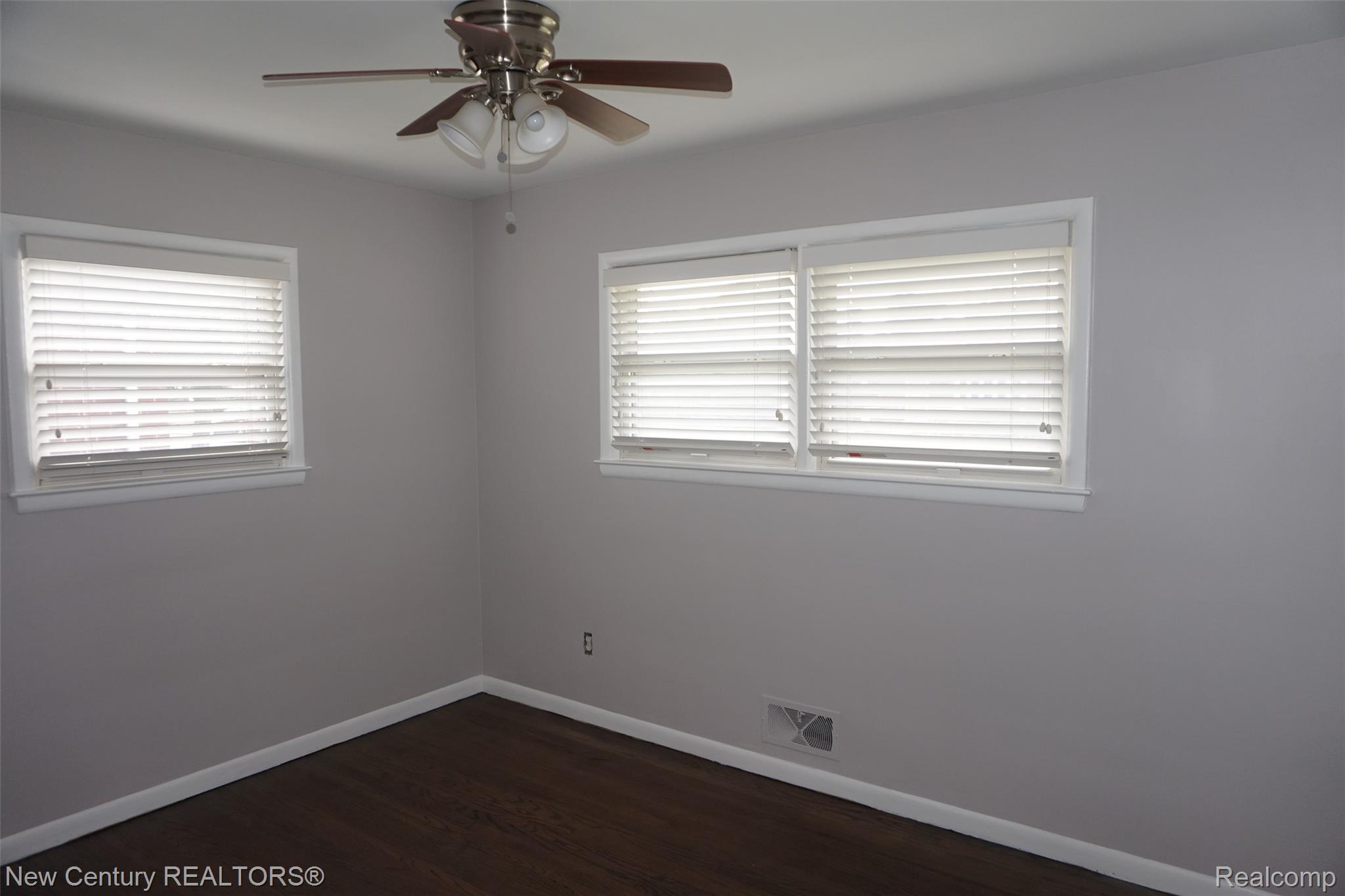 28102 Brush Street Property Photo 10