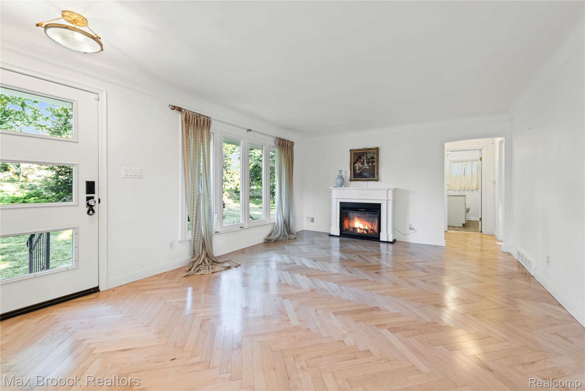 2665 Middlebelt Road Property Photo 8