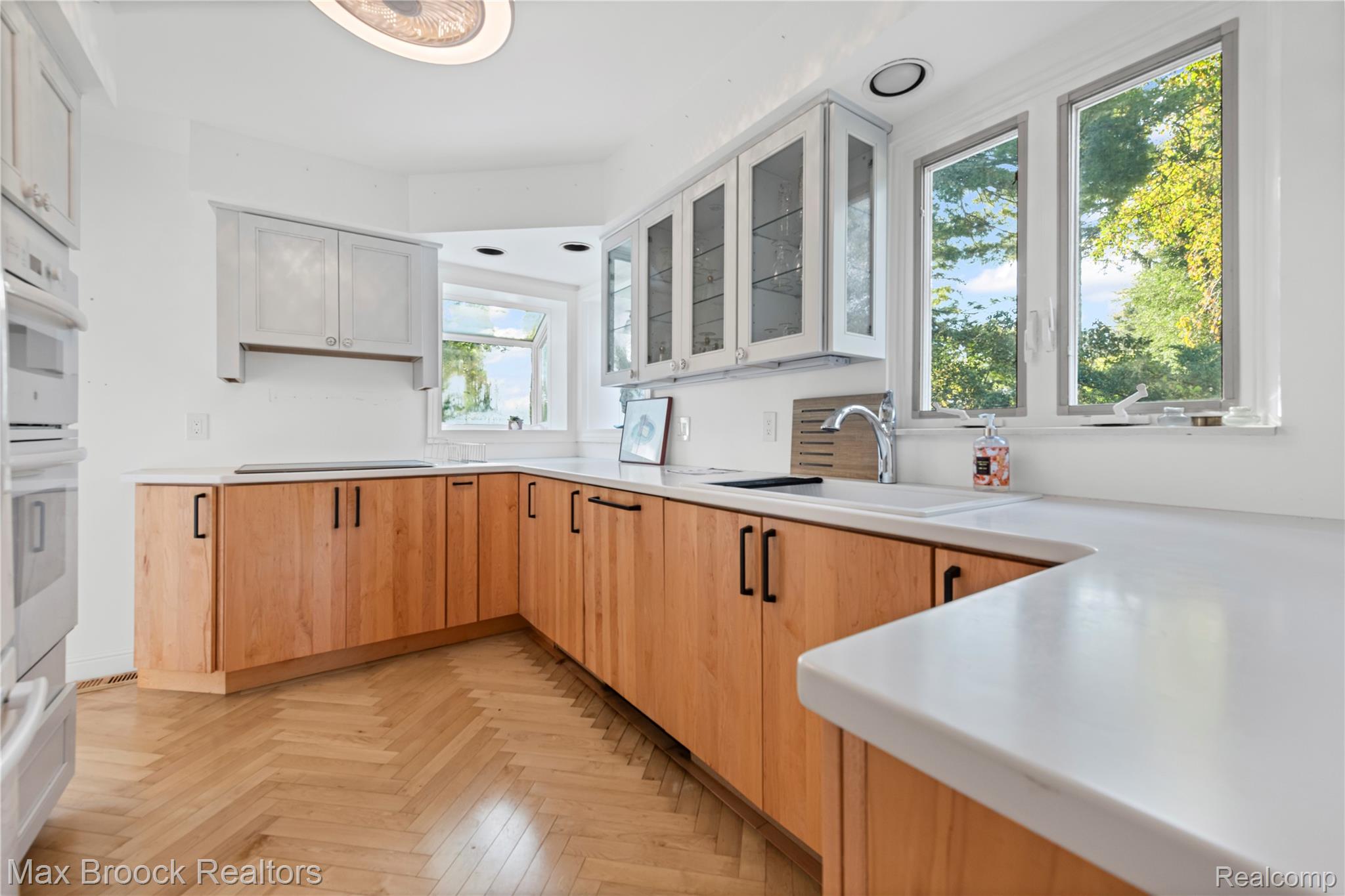 2665 Middlebelt Road Property Photo 16