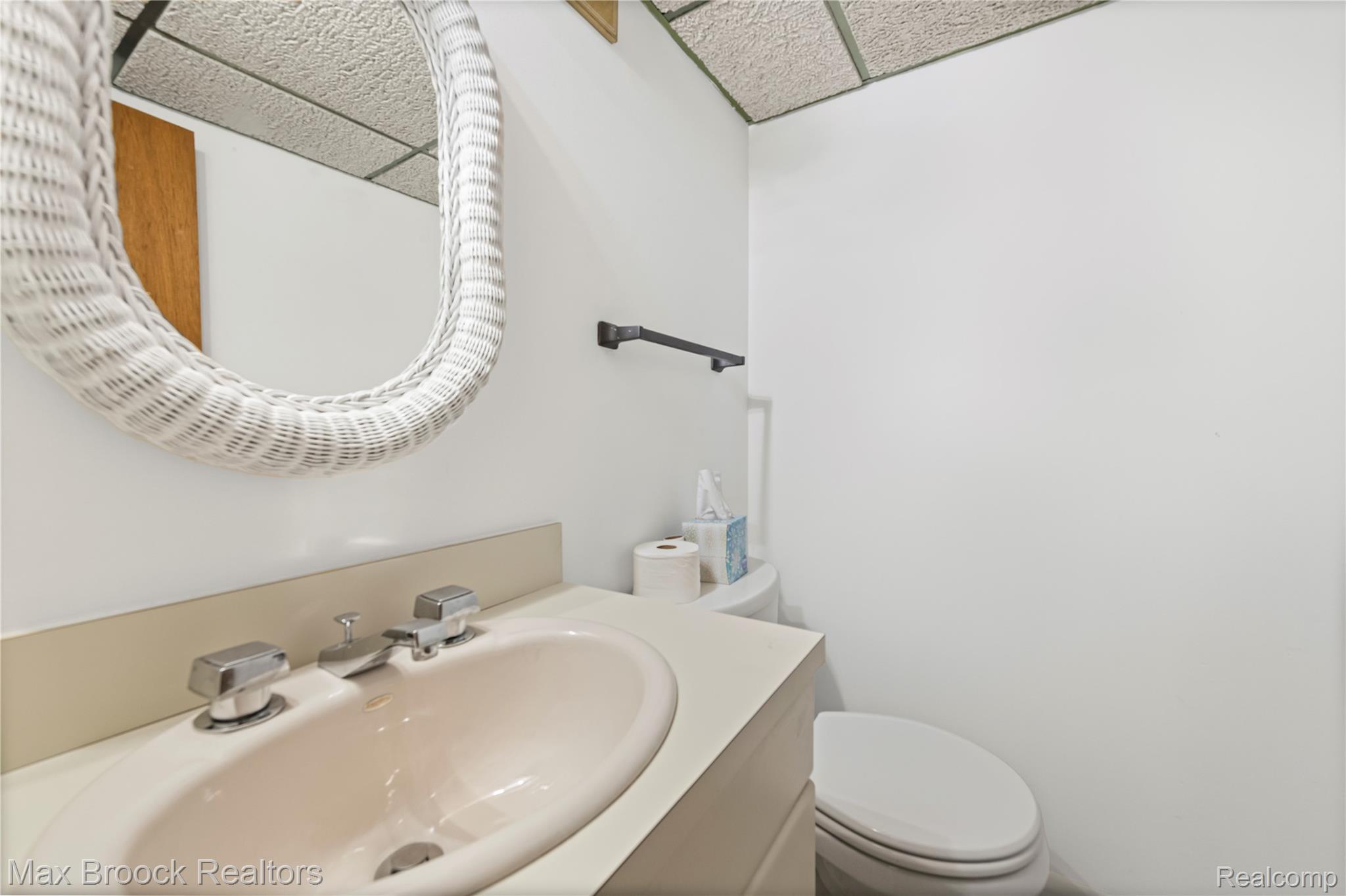 2665 Middlebelt Road Property Photo 18