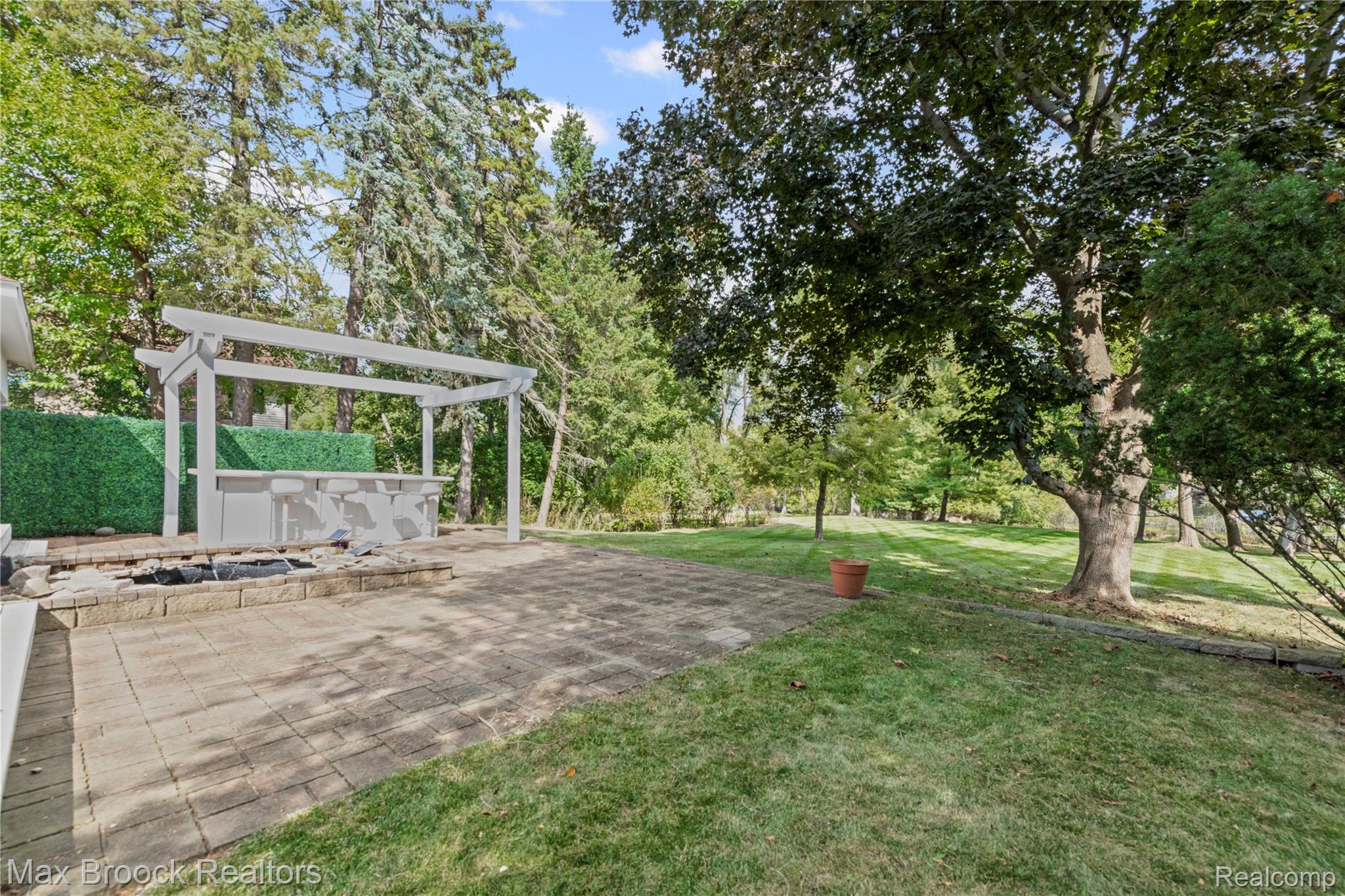 2665 Middlebelt Road Property Photo 26