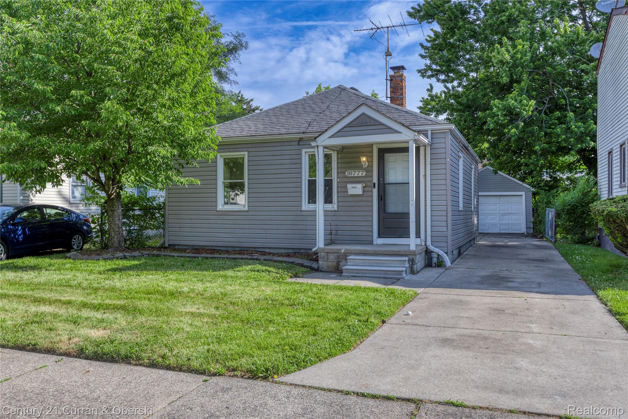 18777 Kingsville Street Property Photo 1