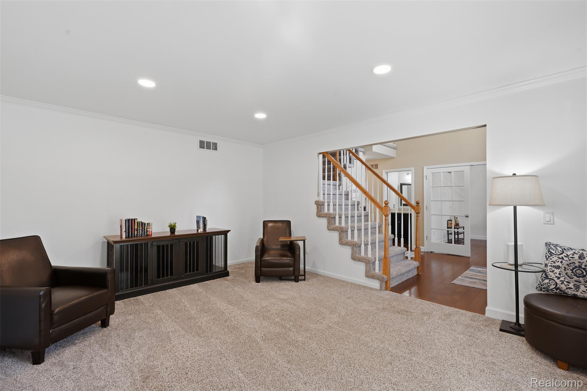 48098 Covington Court Property Photo 9