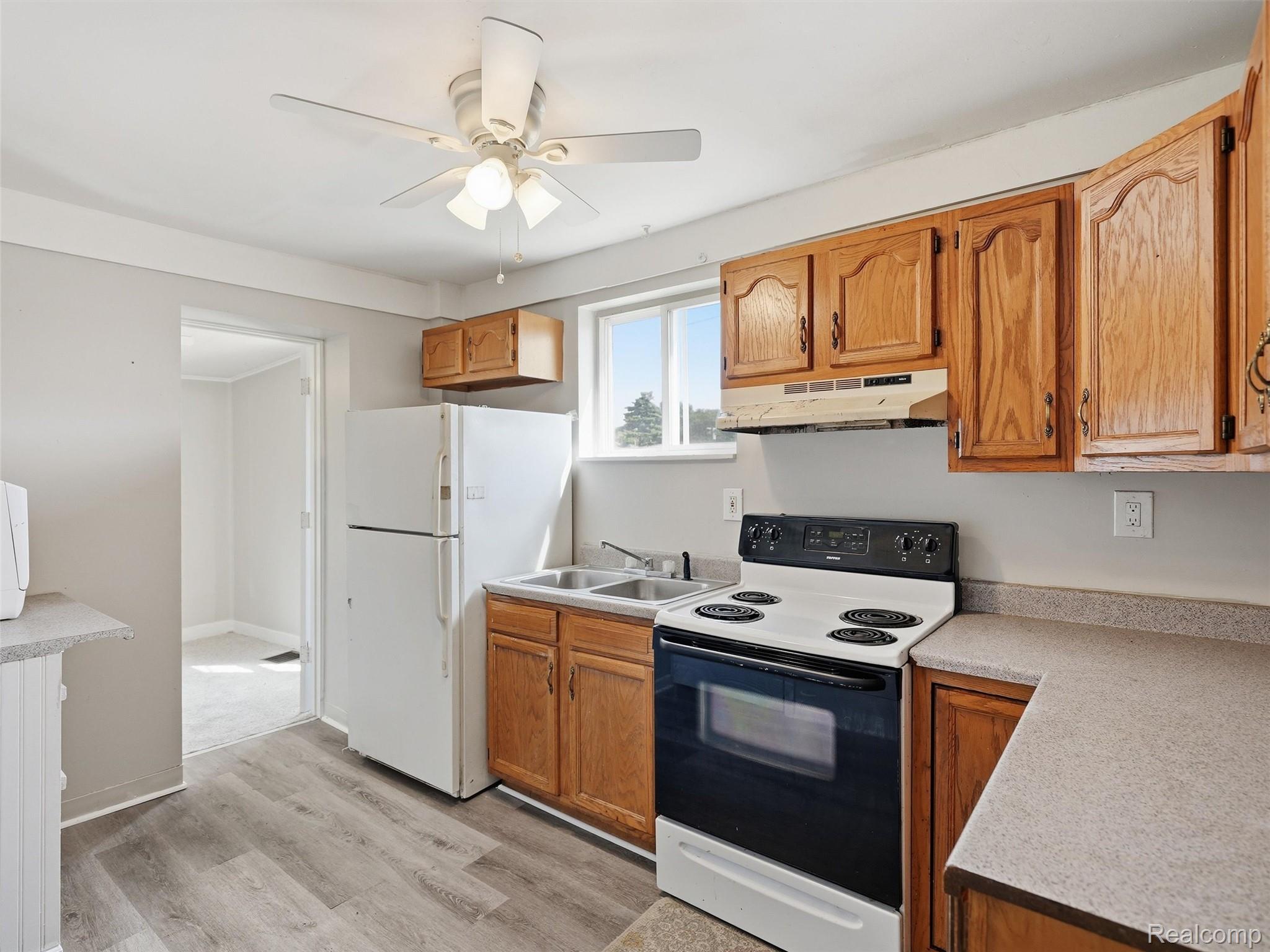 30 W Granet Avenue Property Photo 6