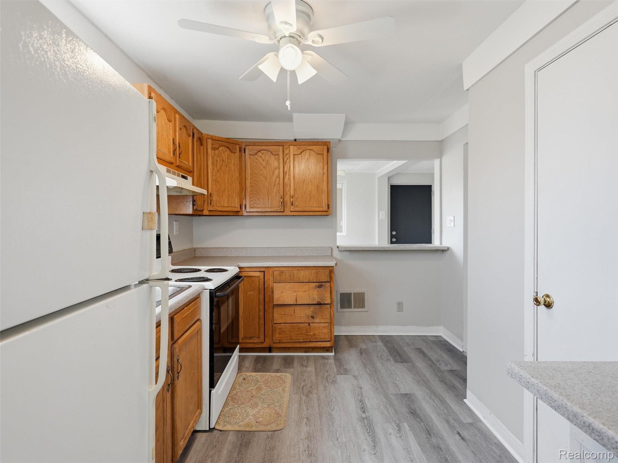 30 W Granet Avenue Property Photo 7