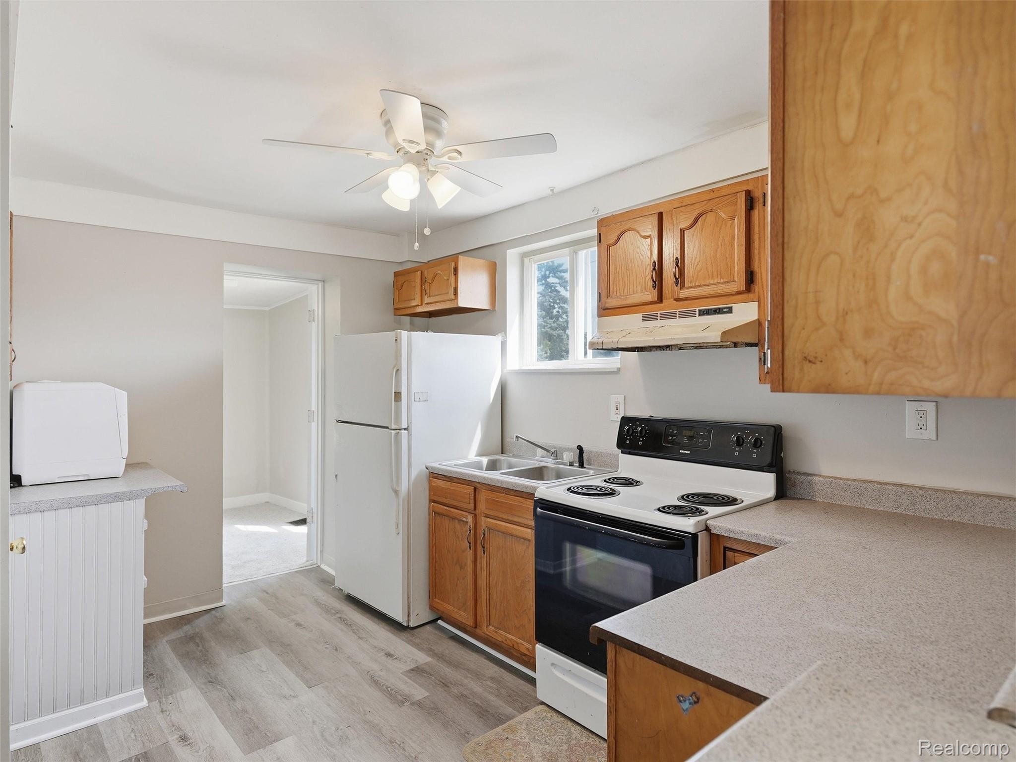 30 W Granet Avenue Property Photo 9